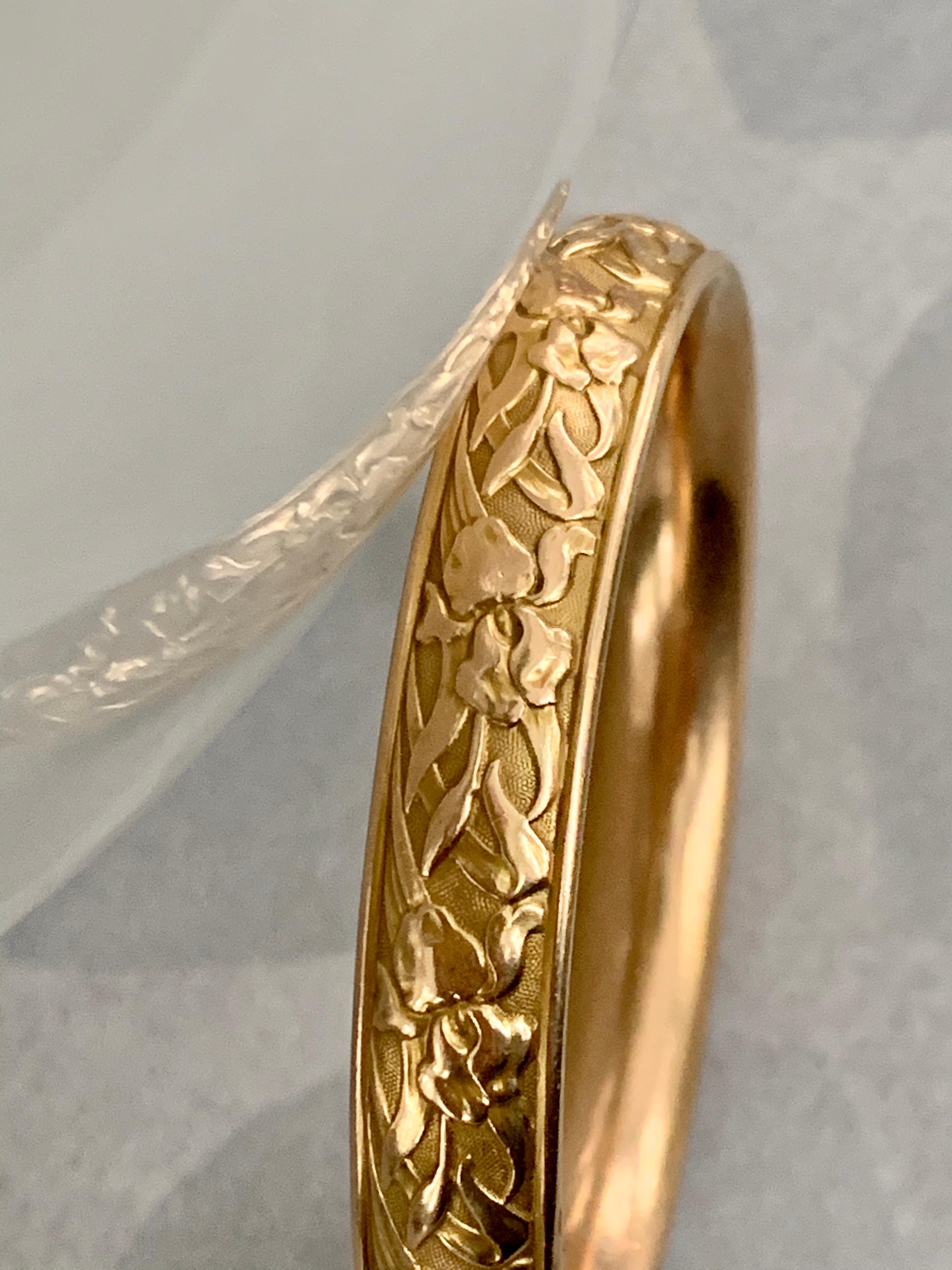 Women's Vintage Krementz 14 Karat Yellow Gold Bangle