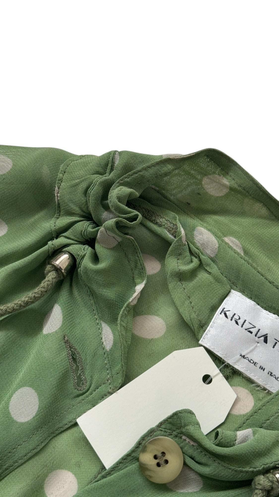 Vintage Krizia Studio Green Polka Dot Blouse with Drawstring Hem en vente 2
