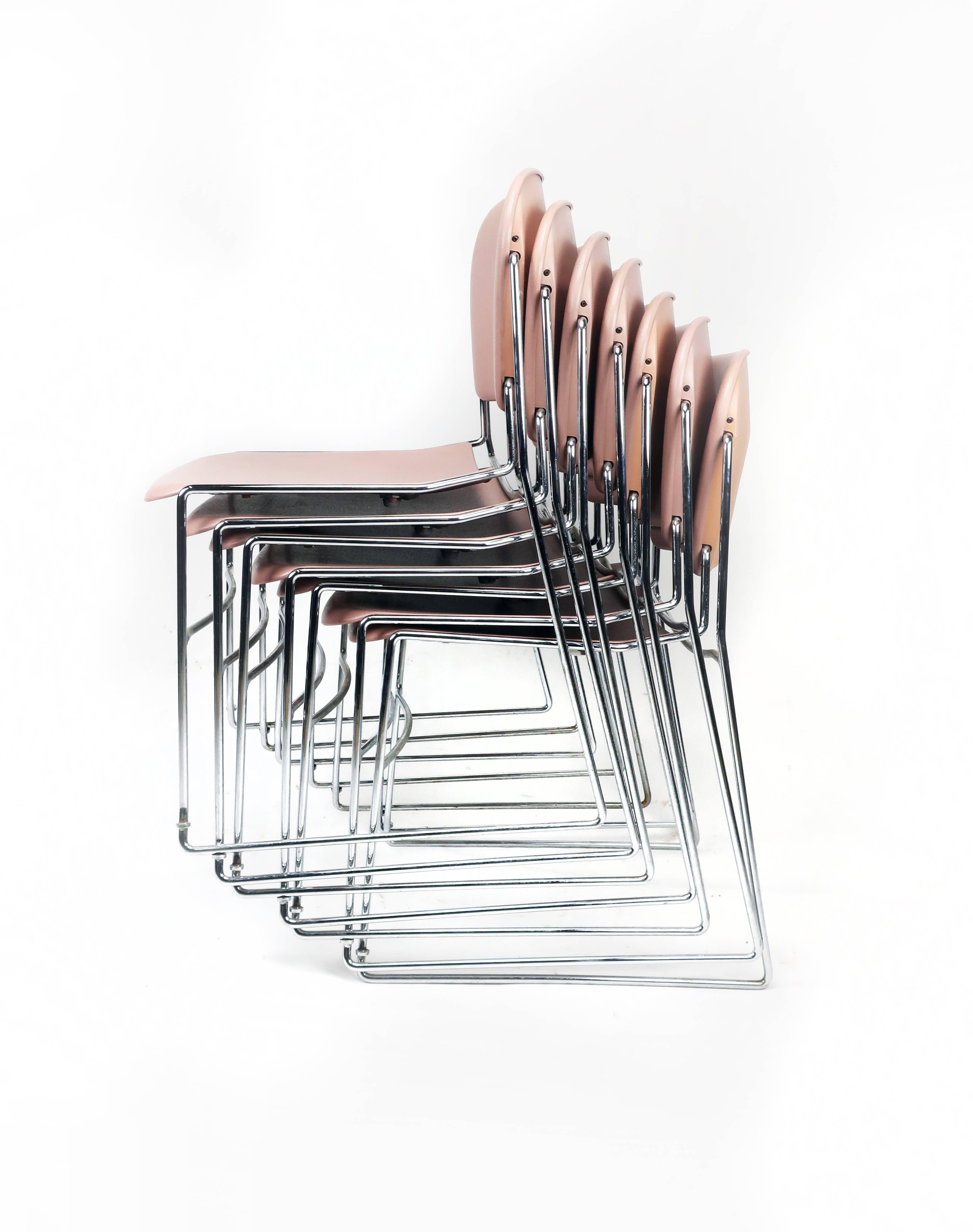 Krueger Perry chaises d'appoint empilables vintage 1