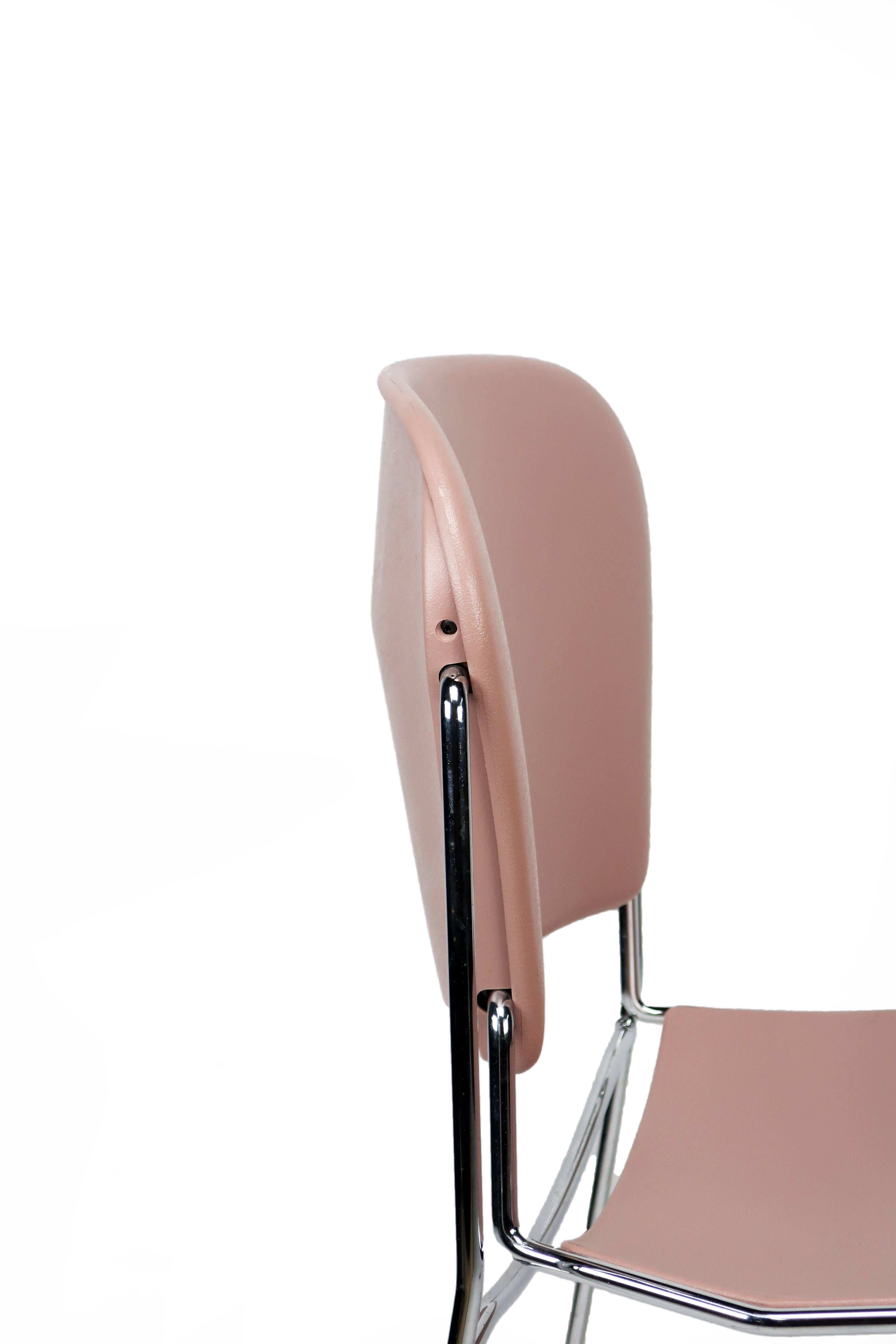 Krueger Perry chaises d'appoint empilables vintage 2