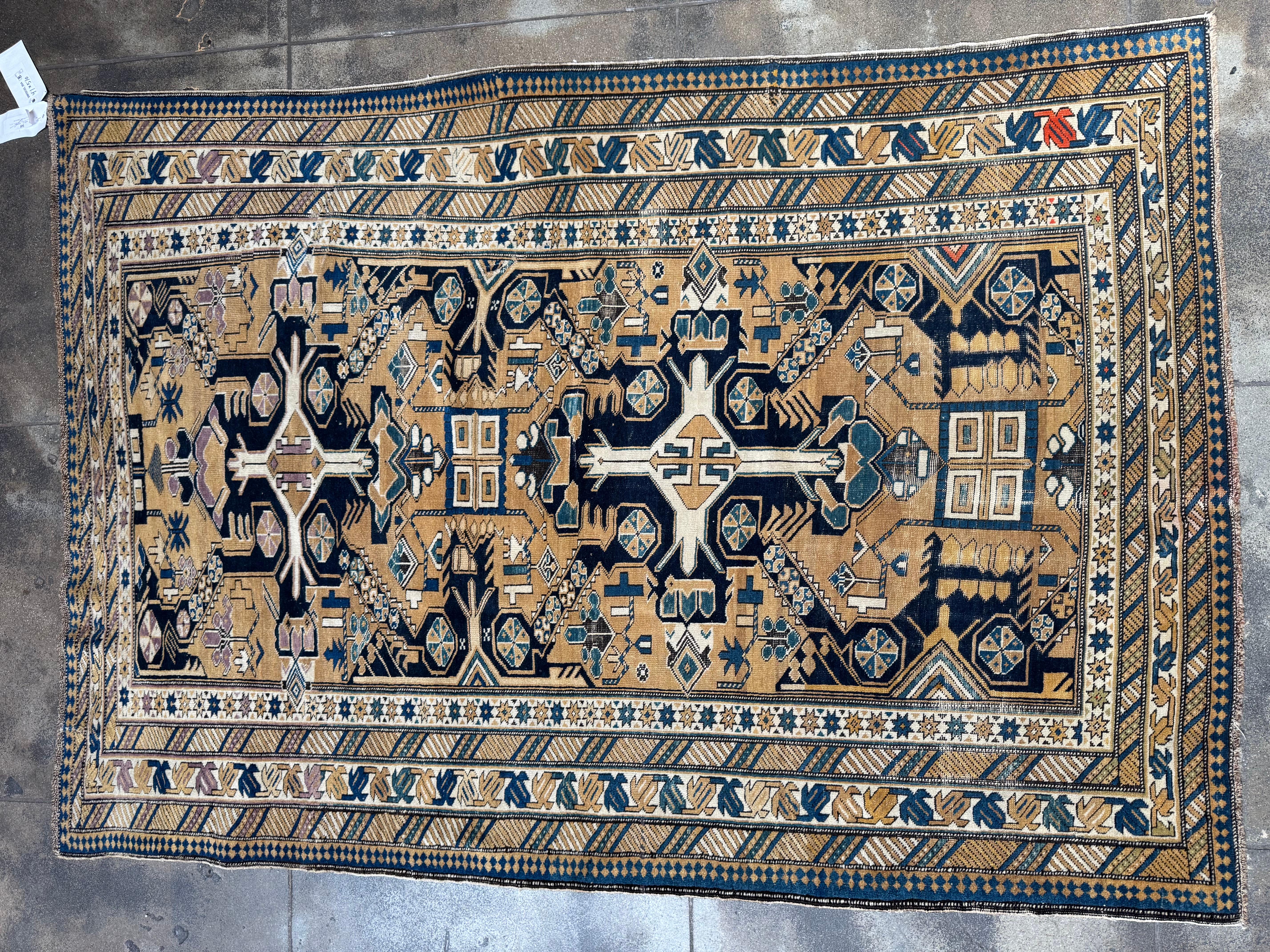 Azerbaïdjanais Tapis vintage Kuba Cseikhong avec médaillons en croix tribale - 5'10