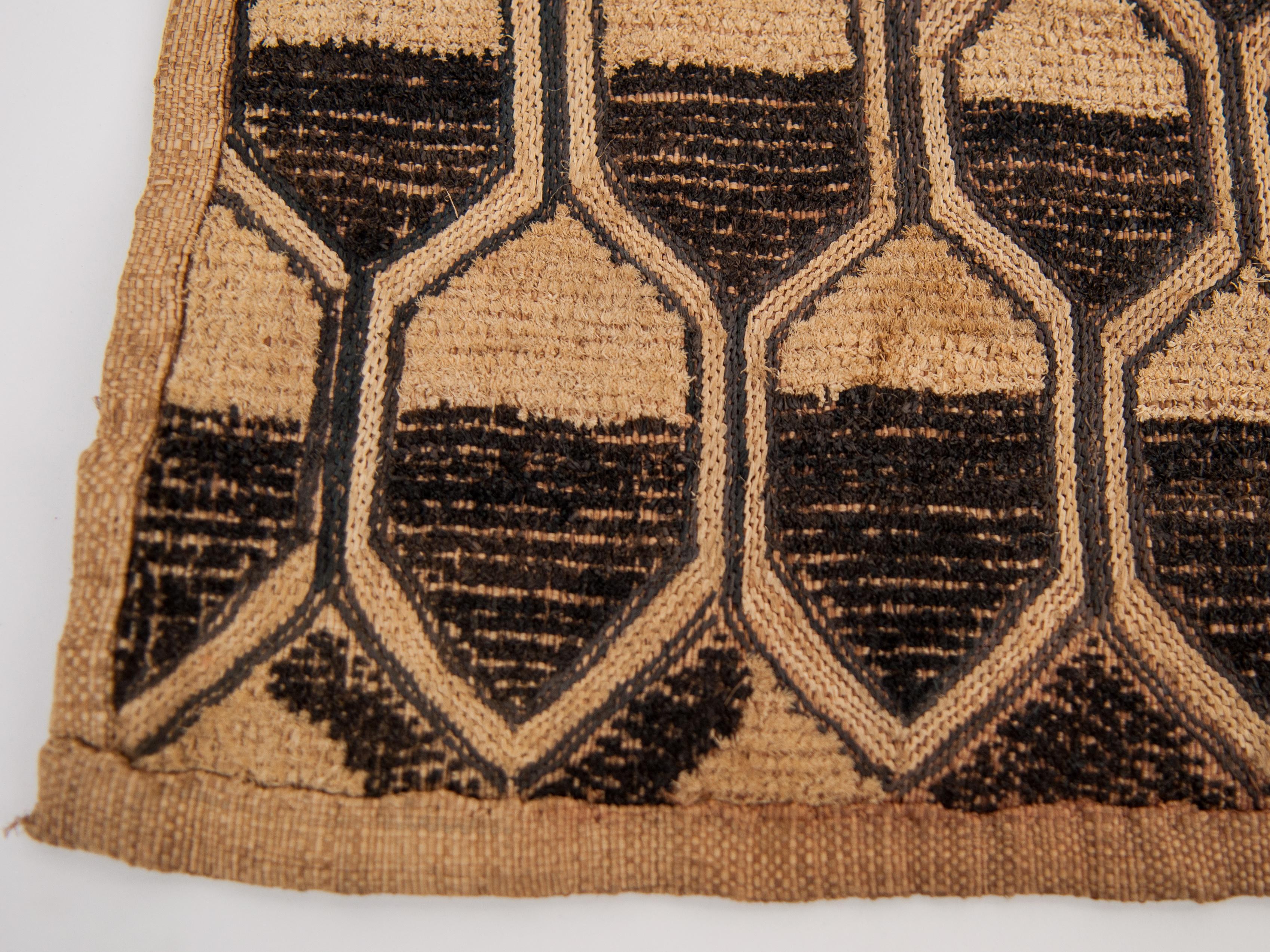 Vintage Kuba Raffia Textile Panel, Central Africa, Mid-20th Century In Good Condition In Point Richmond, CA