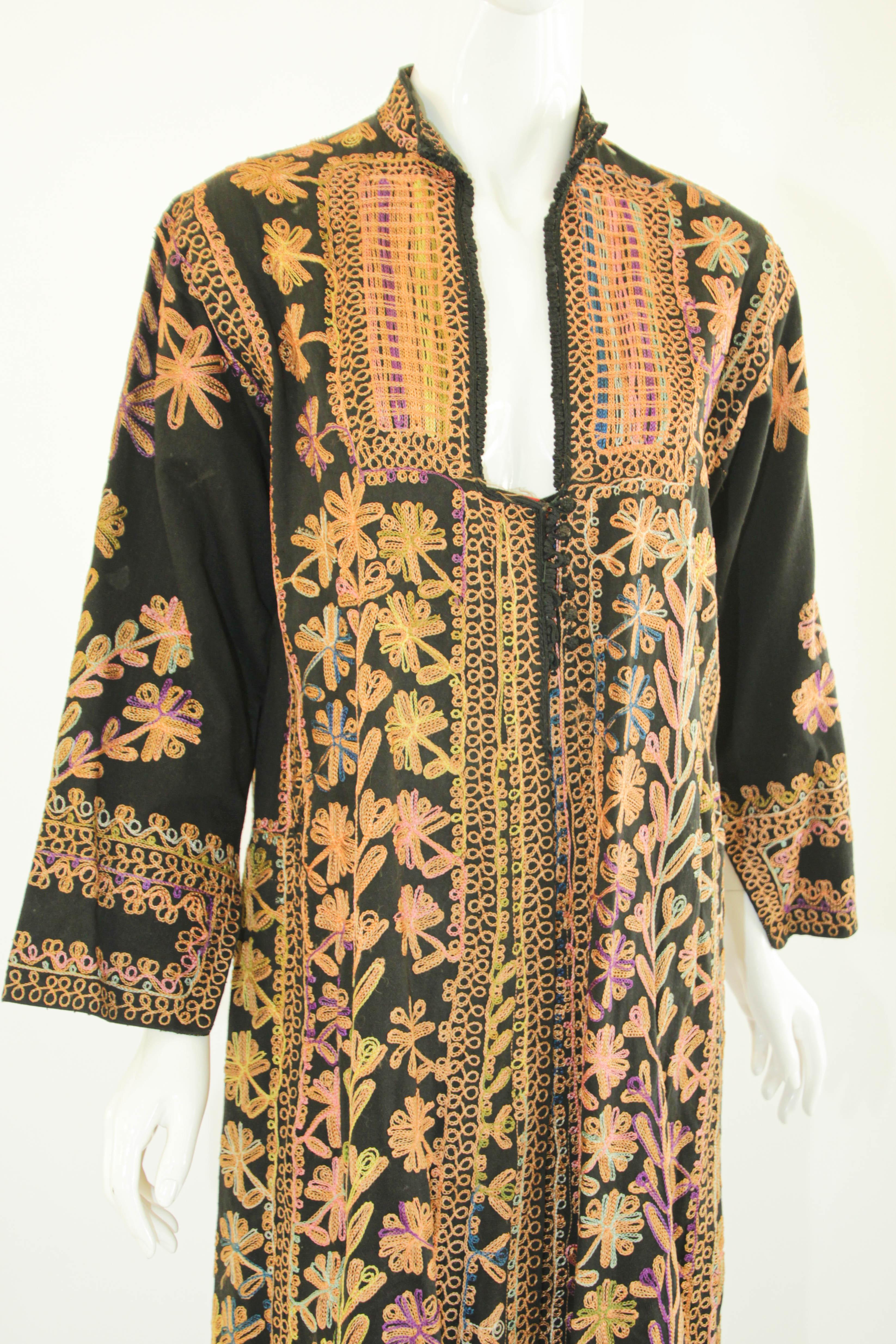 Women's or Men's Vintage Kuchi Ethnic Traditional Afghani Dress For Sale