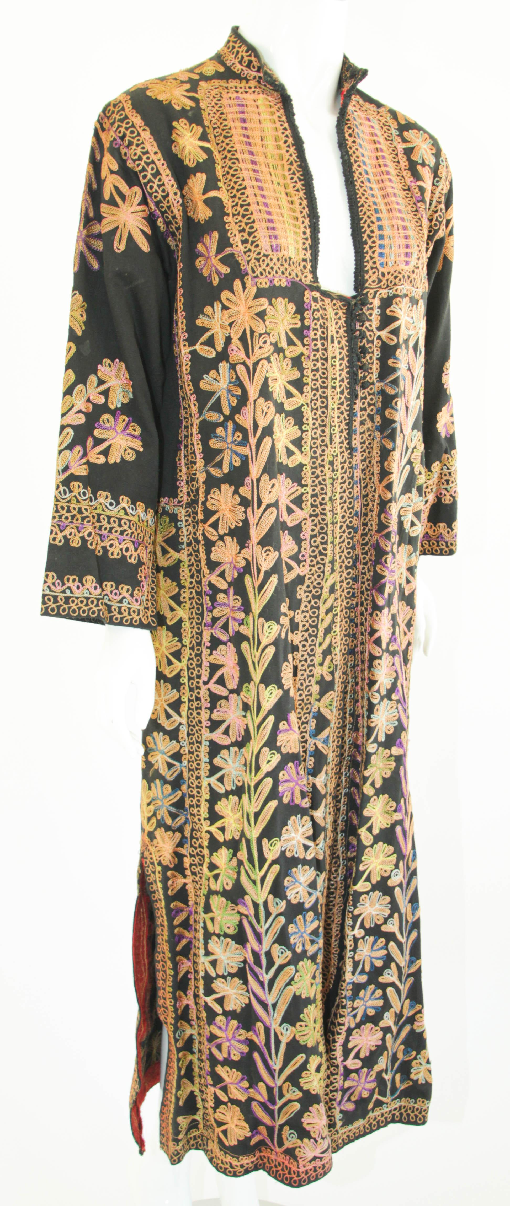 Vintage Kuchi Ethnic Traditional Afghani Dress For Sale 1