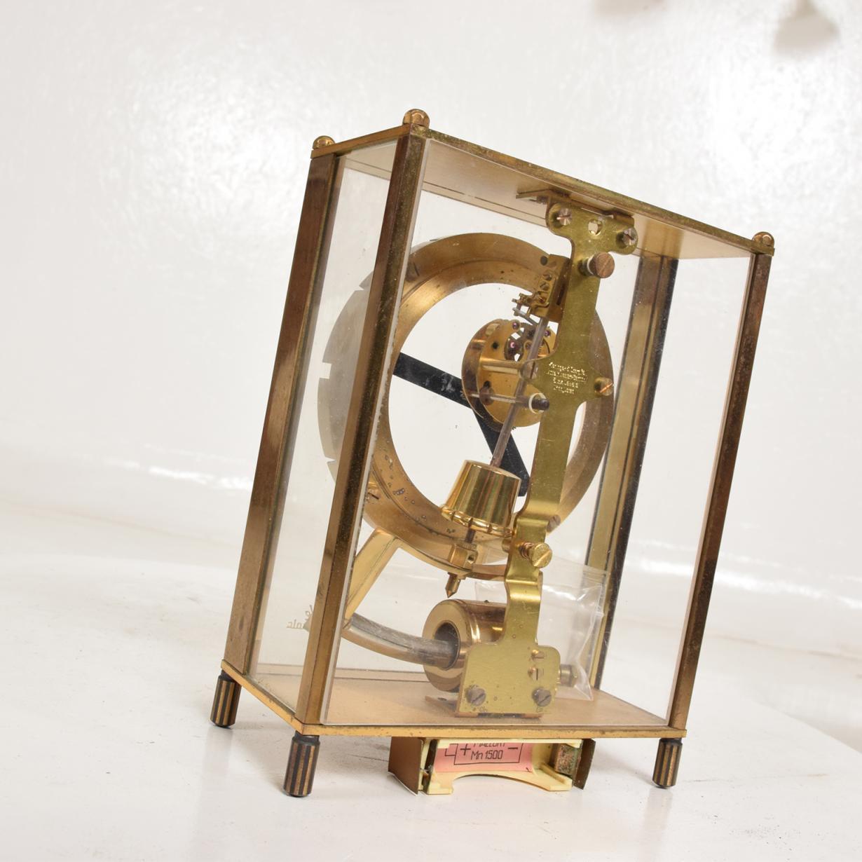 Vintage Kundo:: Allemagne Mantel Midcentury Clock Bon état à Chula Vista, CA