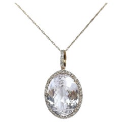 Vintage Kunzit und Diamant-Anhänger an einer 9 Karat Goldkette