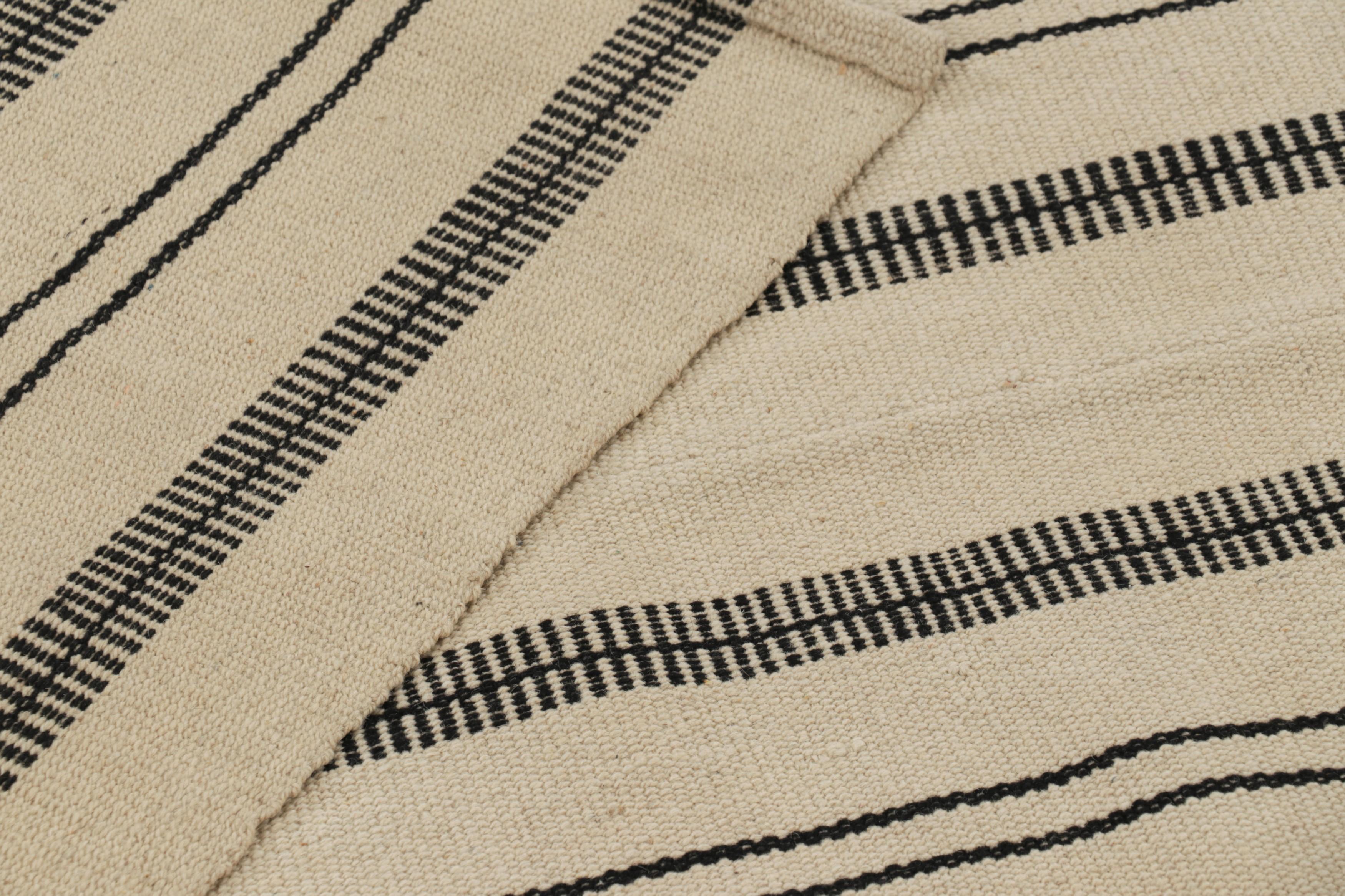 Kilim persan Vintage Kurd Bidjar avec rayures taupe, noir et crème - Rug & Kilim en vente 2