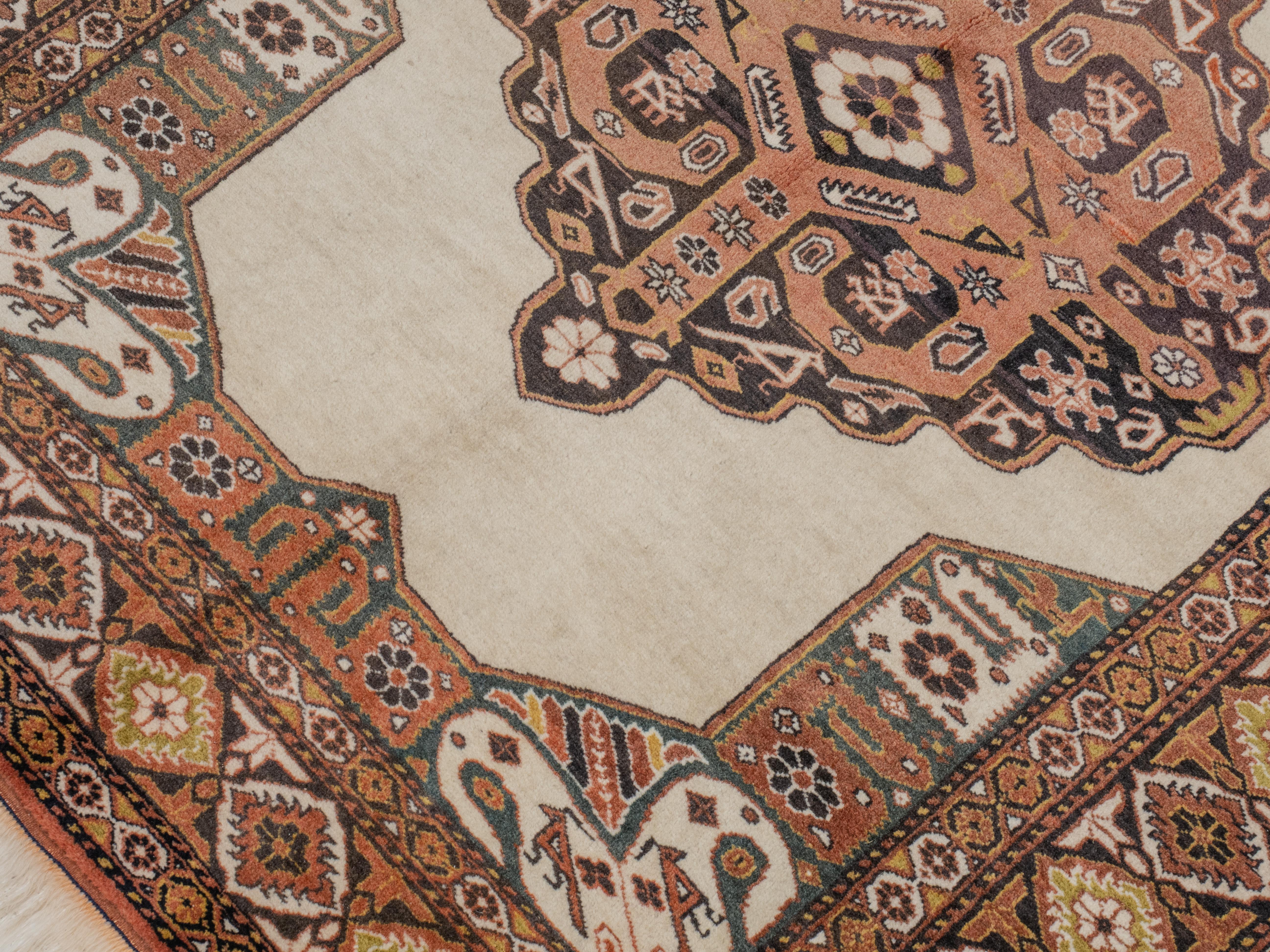 Laine Vintage Kurdish Kuchan Tribal Handwoven Wool Rug Mid c20th, 172×131cm (5 ft 7¾