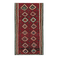 Kilim curdo persiano vintage in rosso con motivi a medaglione di Rug & Kilim
