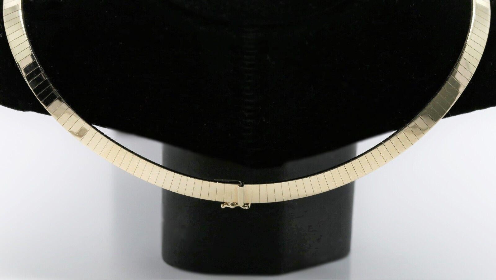 Mixed Cut Vintage Kurt Gutmann 14k Yellow Gold Emerald & Diamond Necklace, 16.5 inch - 45. For Sale