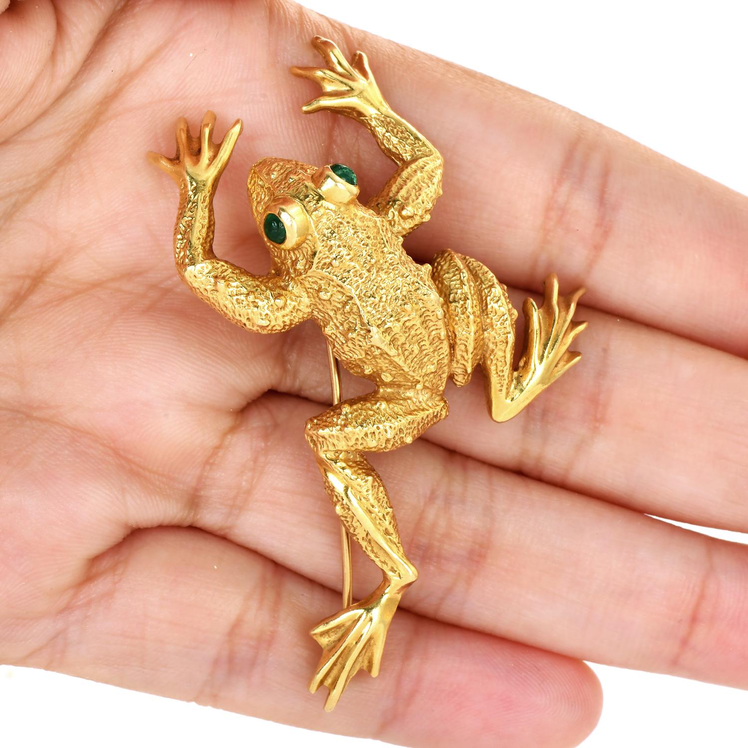 Vintage Kurt Wayne Emerald 18karat Yellow Gold Frog Brooch Pin For Sale 2