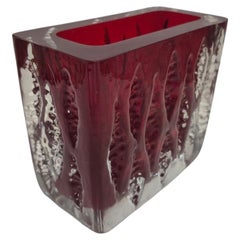 Vaso di cristallo rosso vintage Kurt Wokan Ingrid Glashütte, anni '60