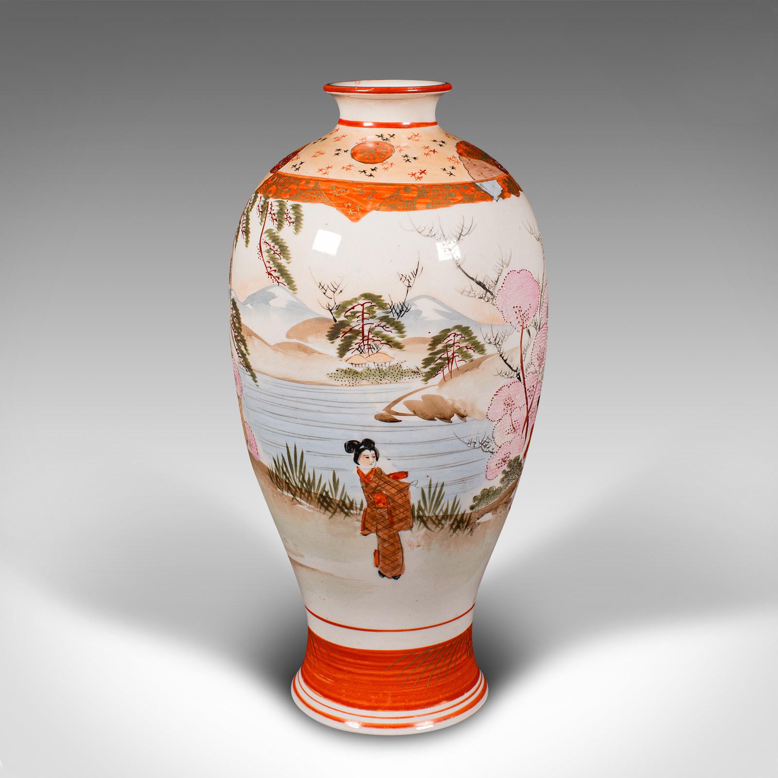 Vintage Kutani Vase, Japanese, Ceramic, Baluster Flower Urn, Art Deco, C.1930 For Sale 2