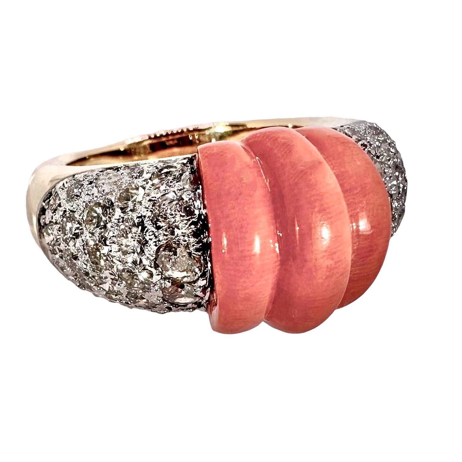 Modern Vintage Kutchinsky 18k Yellow Gold, Diamond and Fluted Coral Cocktail Ring * For Sale