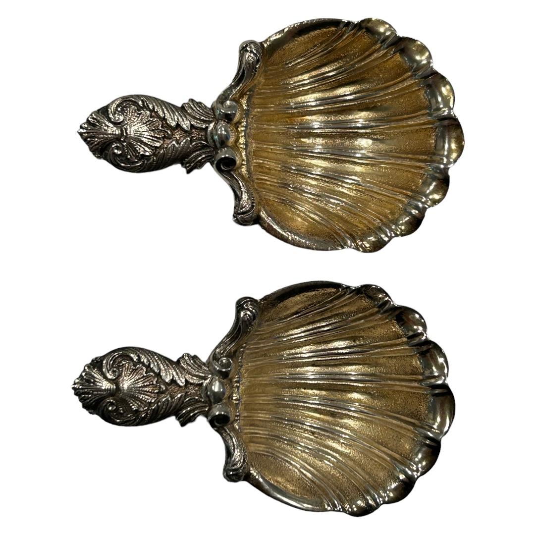 Vintage L. Codevilla Genova Silver Small Shell Footed Salt Dish 'Set of 2' In Good Condition For Sale In Naples, FL