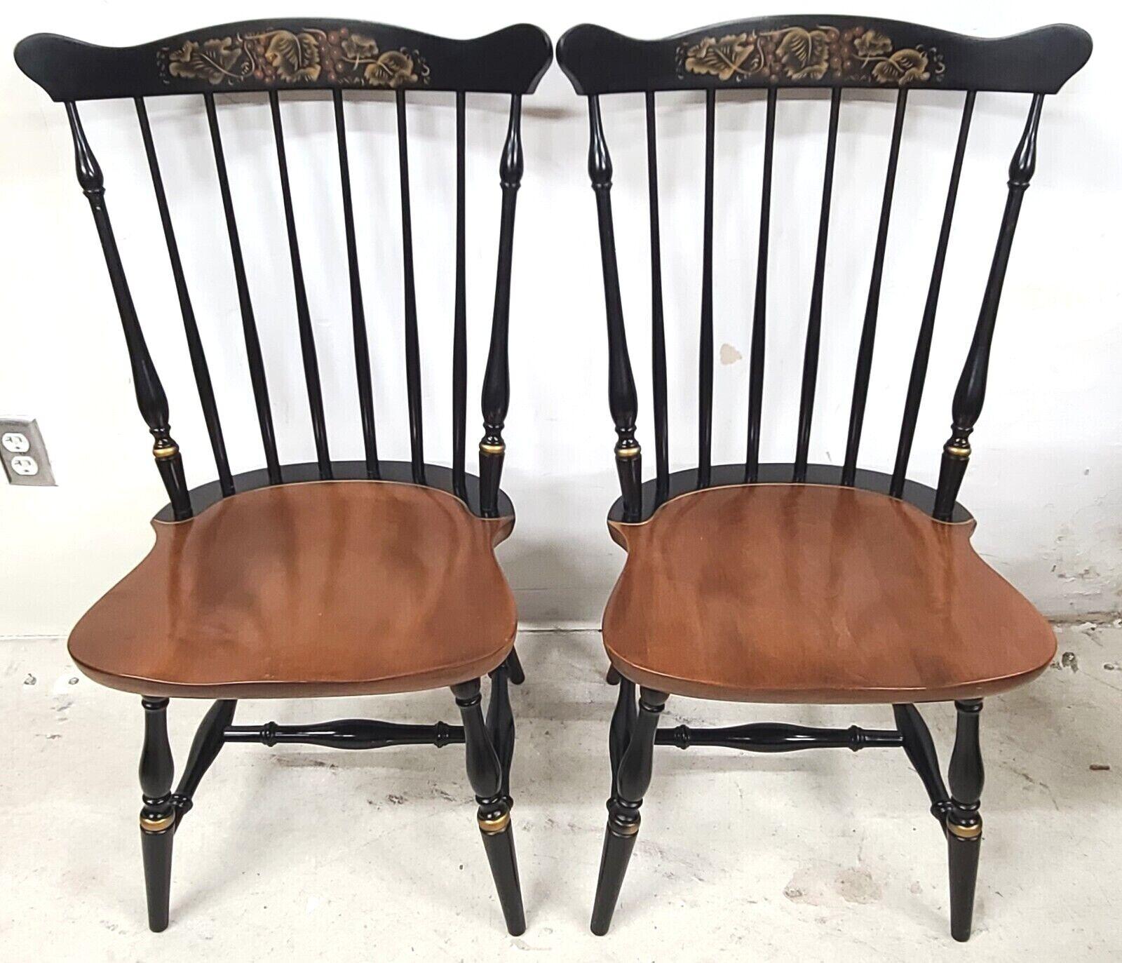 Vintage L Hitchcock Harvest Windsor Dining Chairs, Set of 4 In Good Condition In Lake Worth, FL