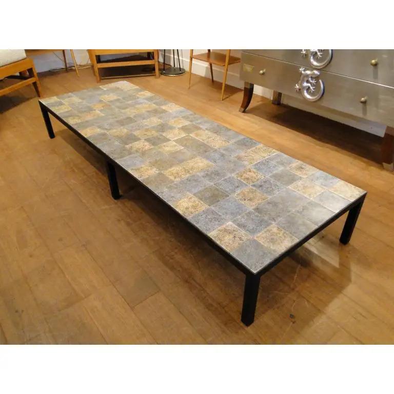 Magnificent ceramic coffee table signed la Grange Aux Potiers of the 60s.

Colors: blue, gray, ocher.

good condition.