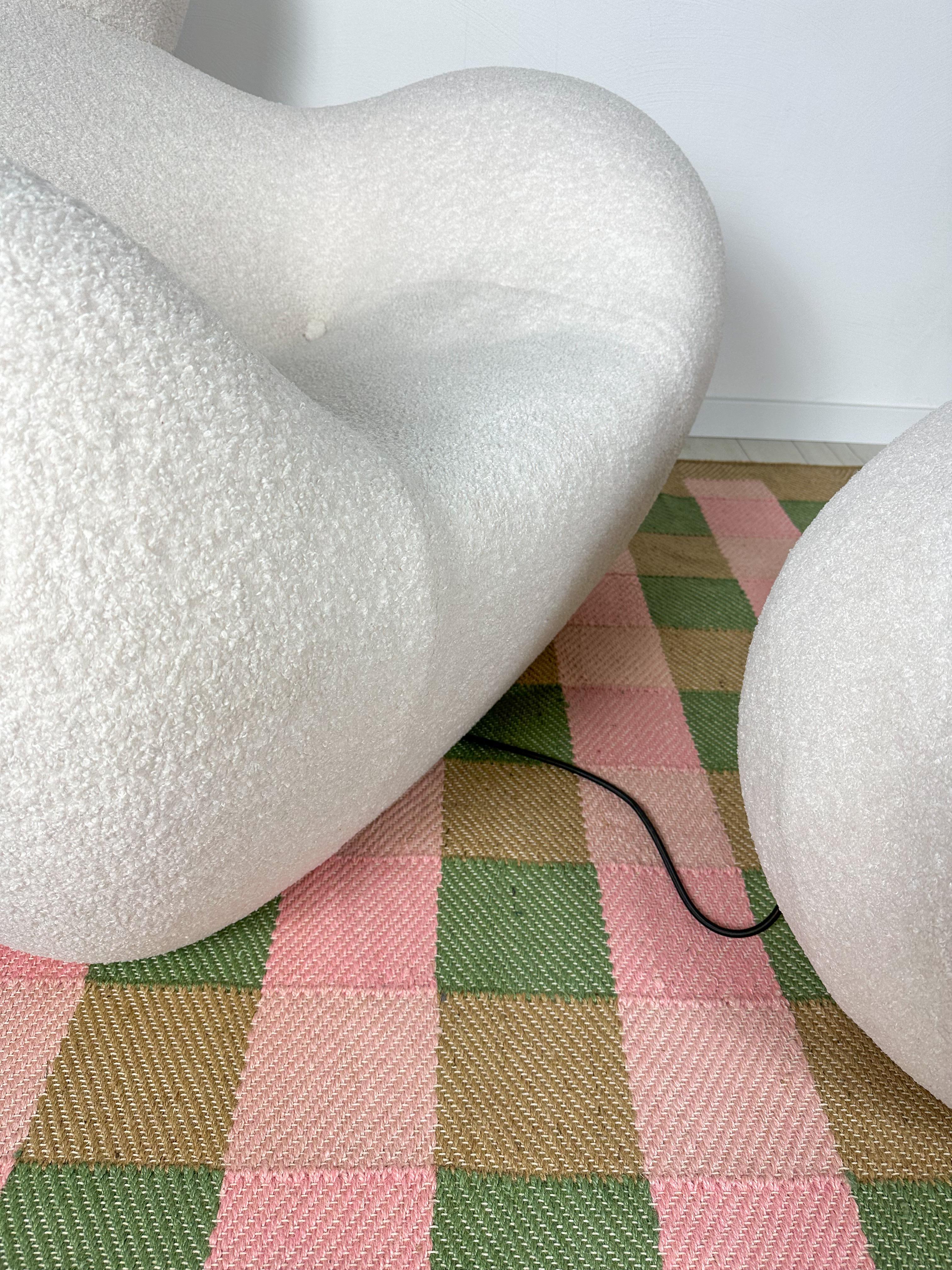 Vintage La Mamma Up5 Bouclé Lounge Chair by Gaetano Pesce for B&B Italian, 1960s In Excellent Condition In Wesseling, DE