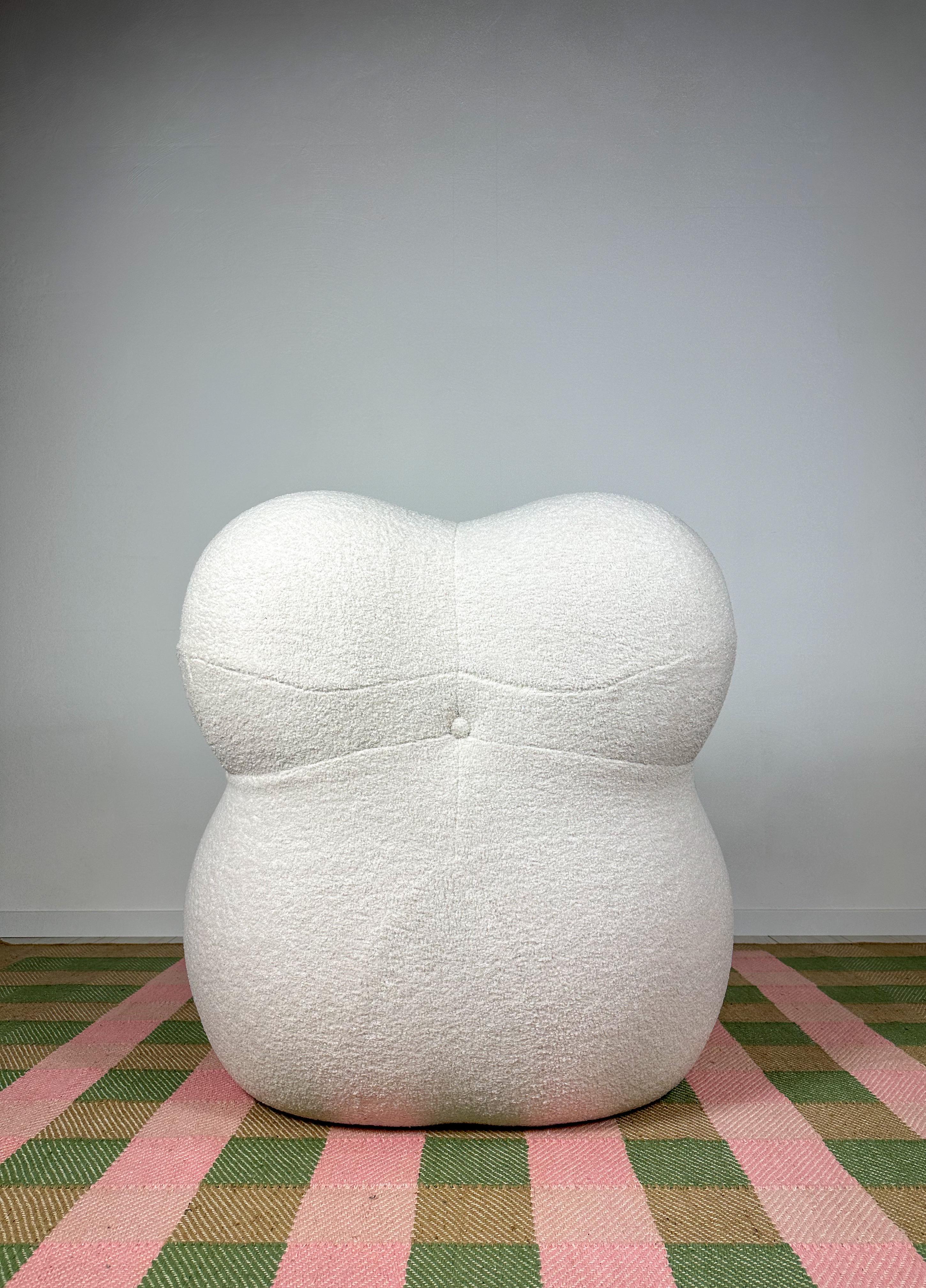 Vintage La Mamma Up5 Bouclé Lounge Chair by Gaetano Pesce for B&B Italian, 1960s 2