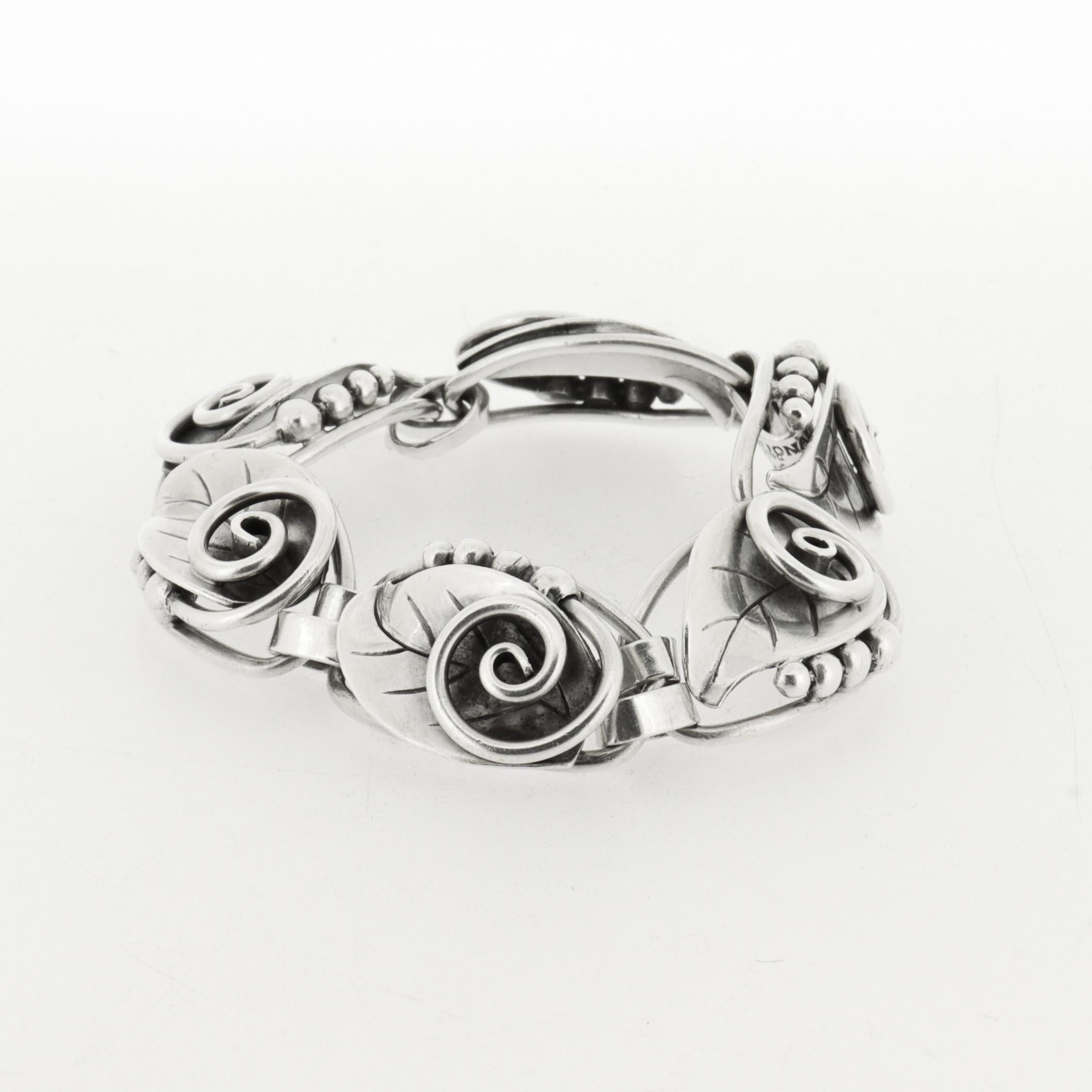 Bracciale vintage La Paglia in argento 925 di metà secolo con maglie a forma di foglia in vendita 2