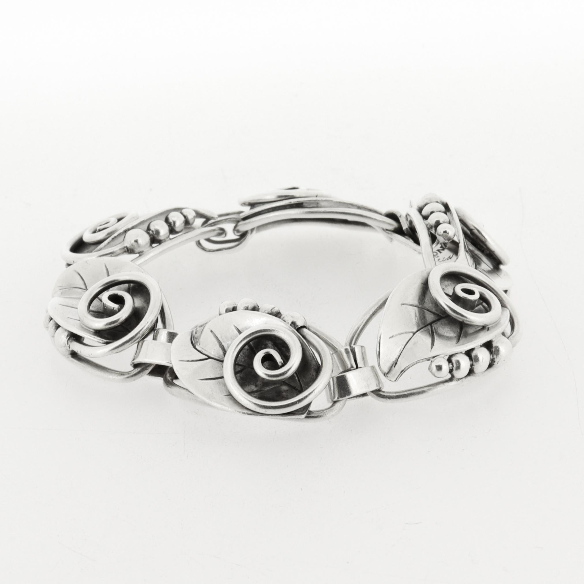 Bracciale vintage La Paglia in argento 925 di metà secolo con maglie a forma di foglia in vendita 3