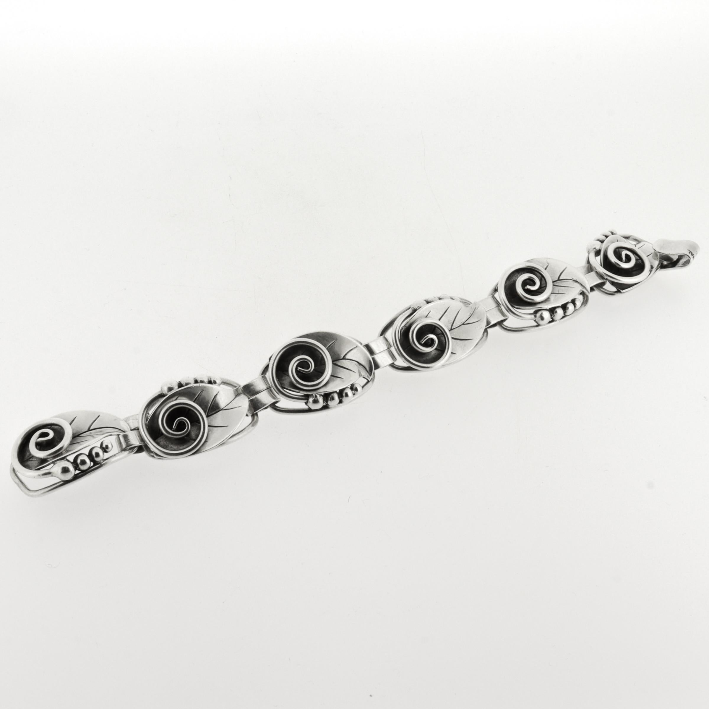 Bracciale vintage La Paglia in argento 925 di metà secolo con maglie a forma di foglia in vendita 4