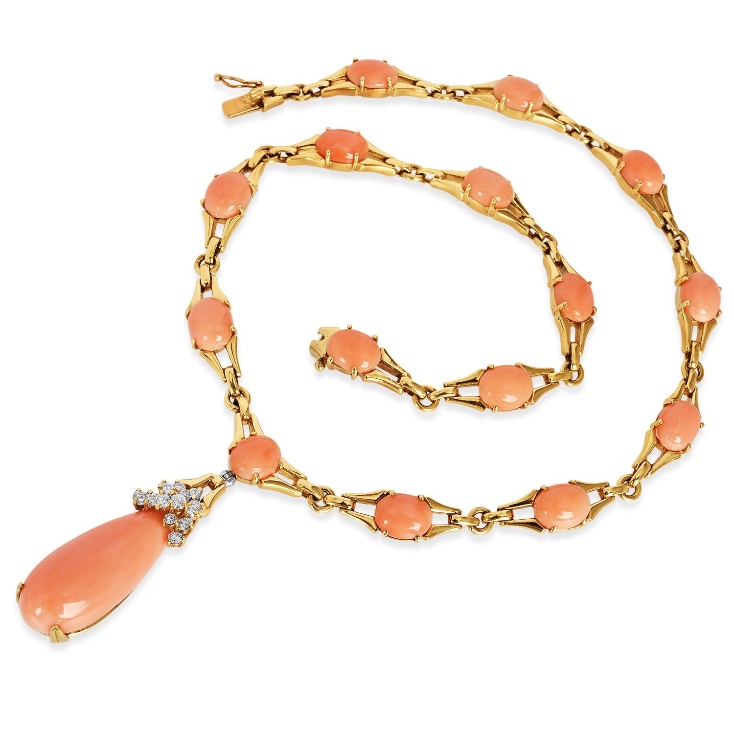 Vintage By  Halskette mit Tropfenkragen aus 18 Karat Gold mit Koralle und Diamanten von La Triomphe im Angebot 1