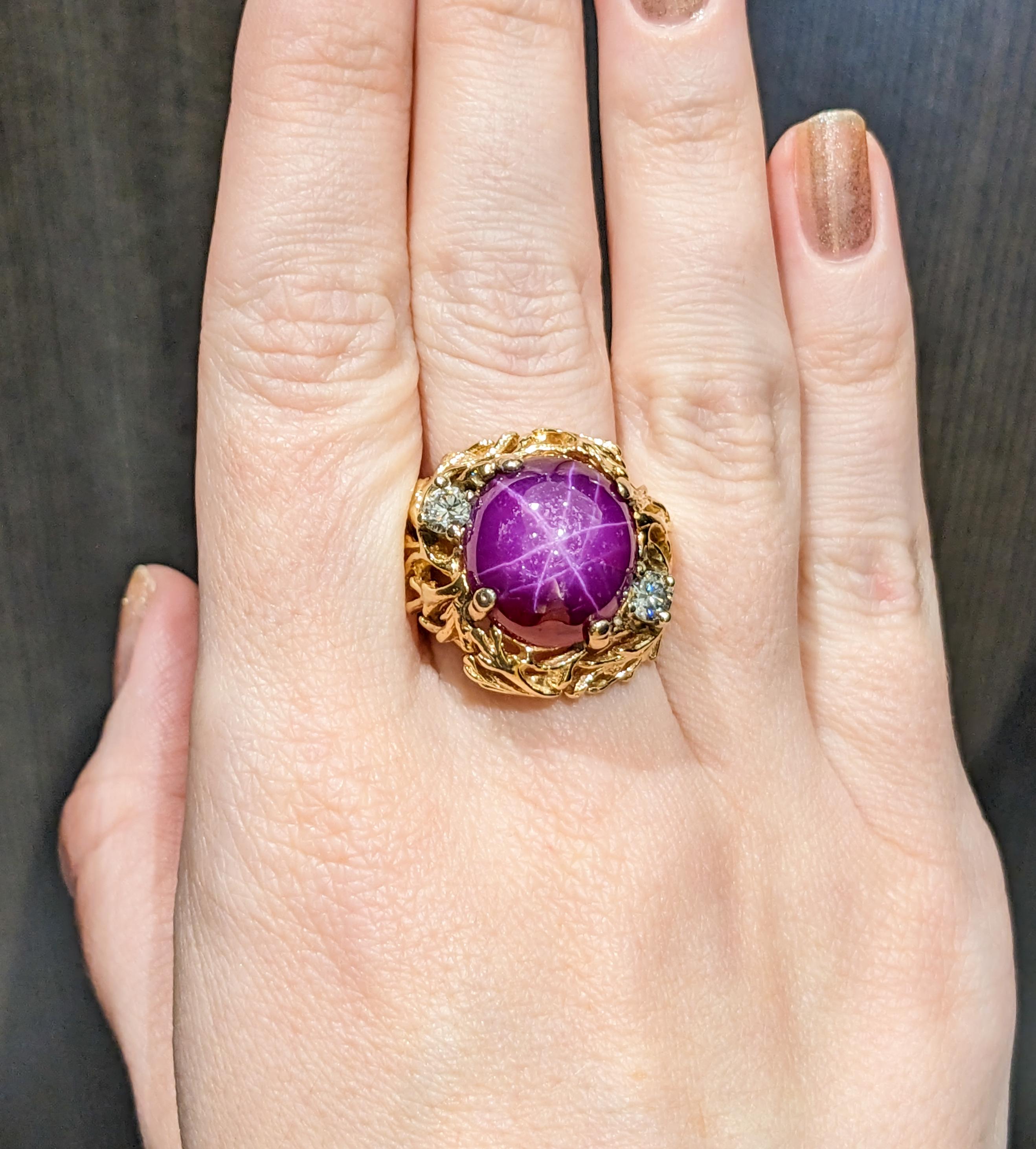 Vintage Lab Star Ruby & Diamond Statement Ring in 14K Gold In Good Condition For Sale In Bloomington, MN