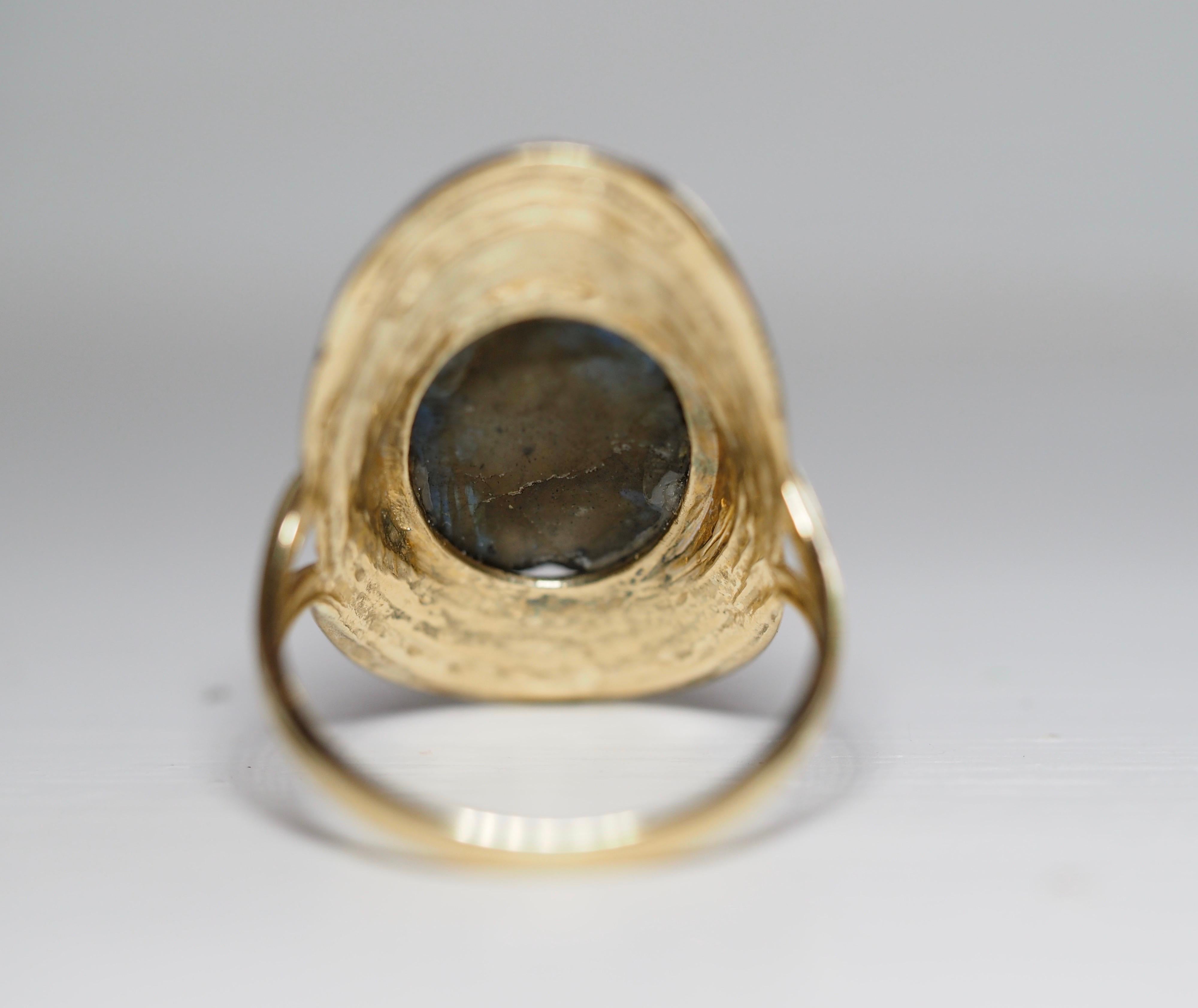 Vintage Labradorite Yellow Gold Hammered Large Ring 3