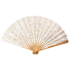 Vintage lace and wood hand fan, large 