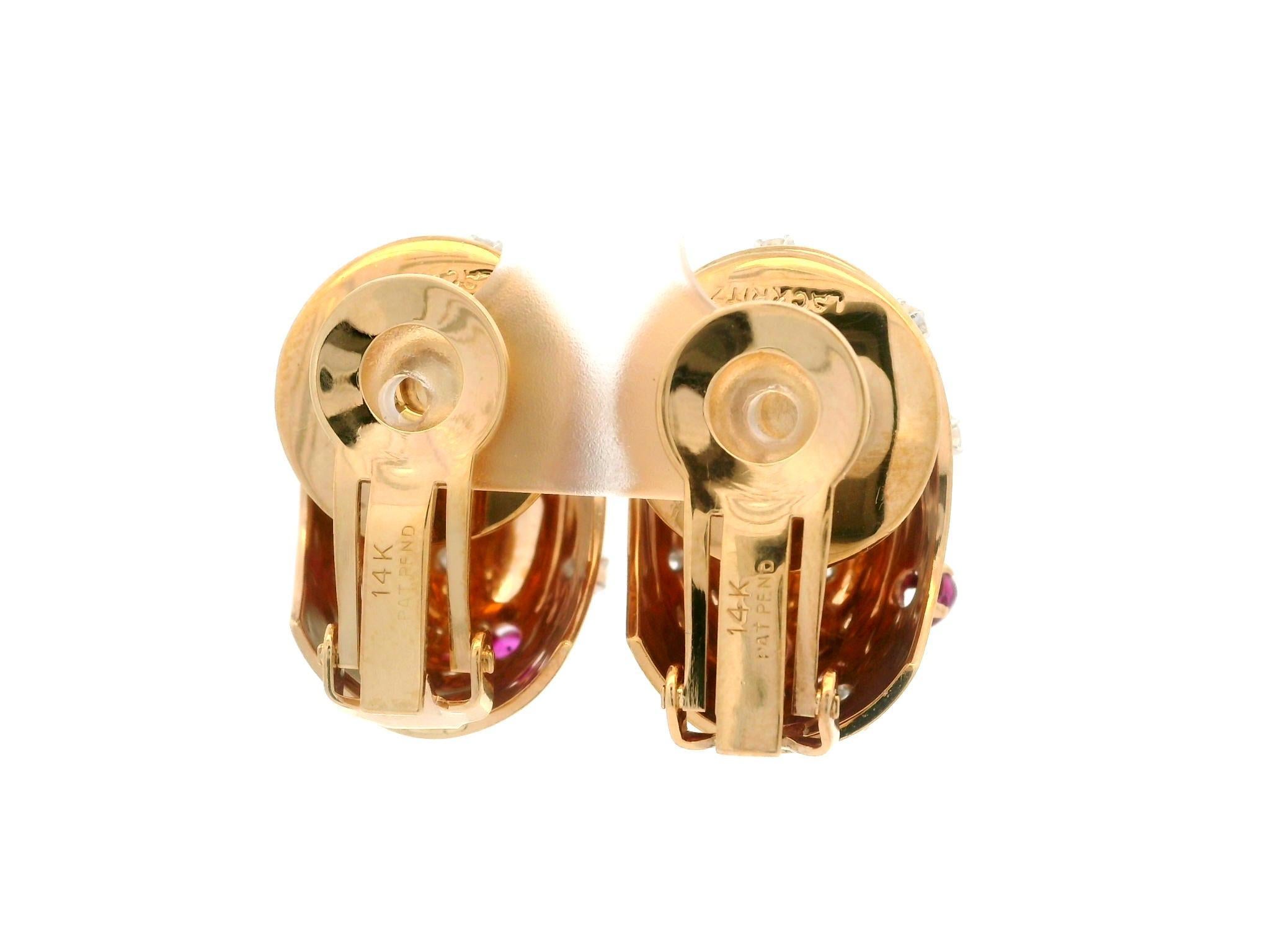 Orecchini Sputnik d'epoca in oro giallo Lackritz con diamanti e rubini a cupola in vendita 1