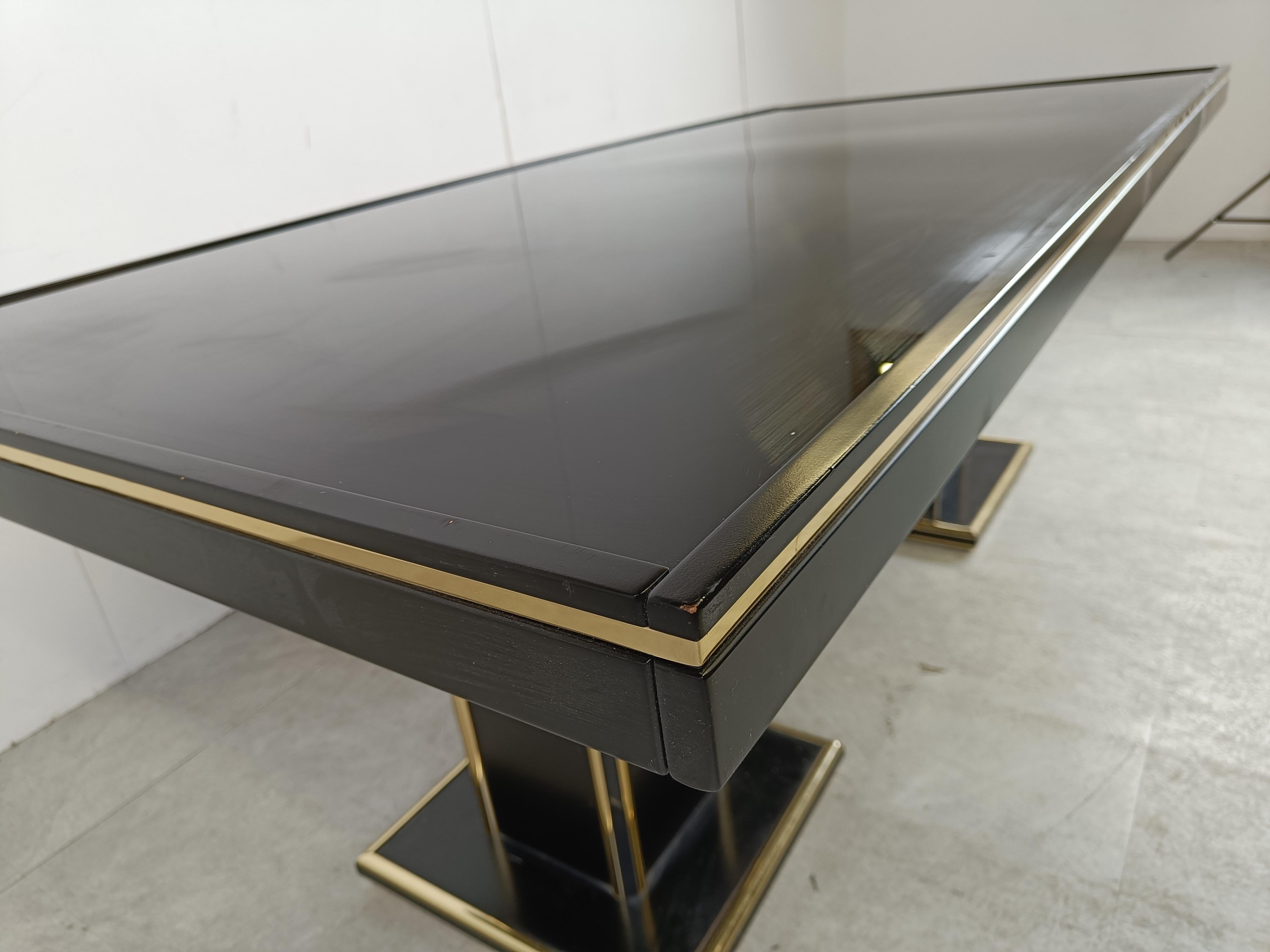 Vintage lacquer and brass dining table, 1970s For Sale 4