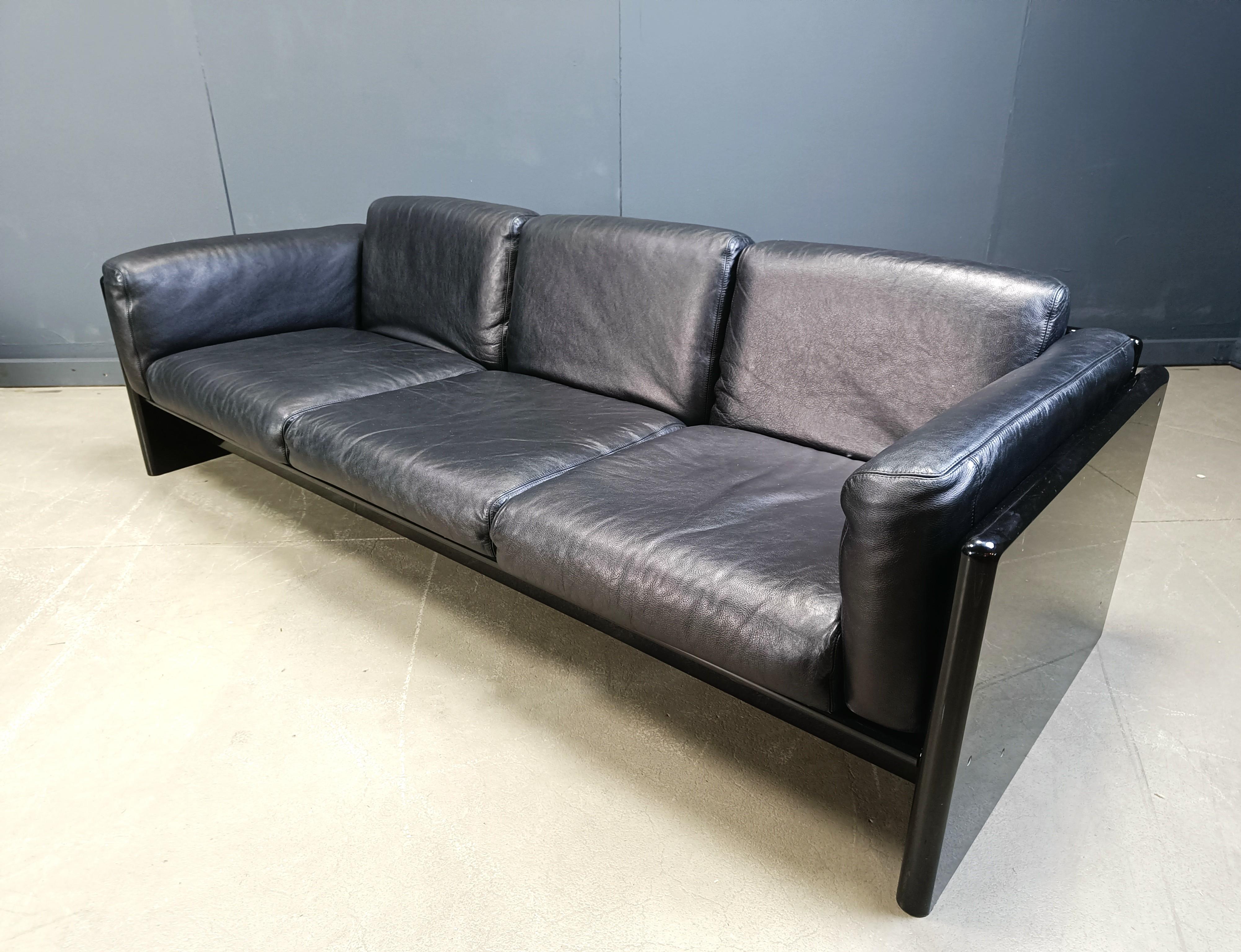 Vintage-Sofa aus Lack und Leder von Kazuhide Takahama für Studio Simon, 1970 im Angebot 3