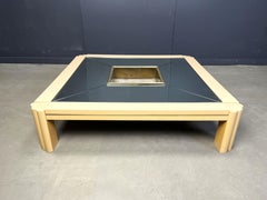 Tavolino laccato vintage di Alain Delon per Maison Jansen, anni '70