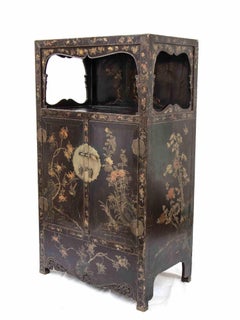Vintage Lacquered and Painted Wooden Cabinet, China, Early 20th Century