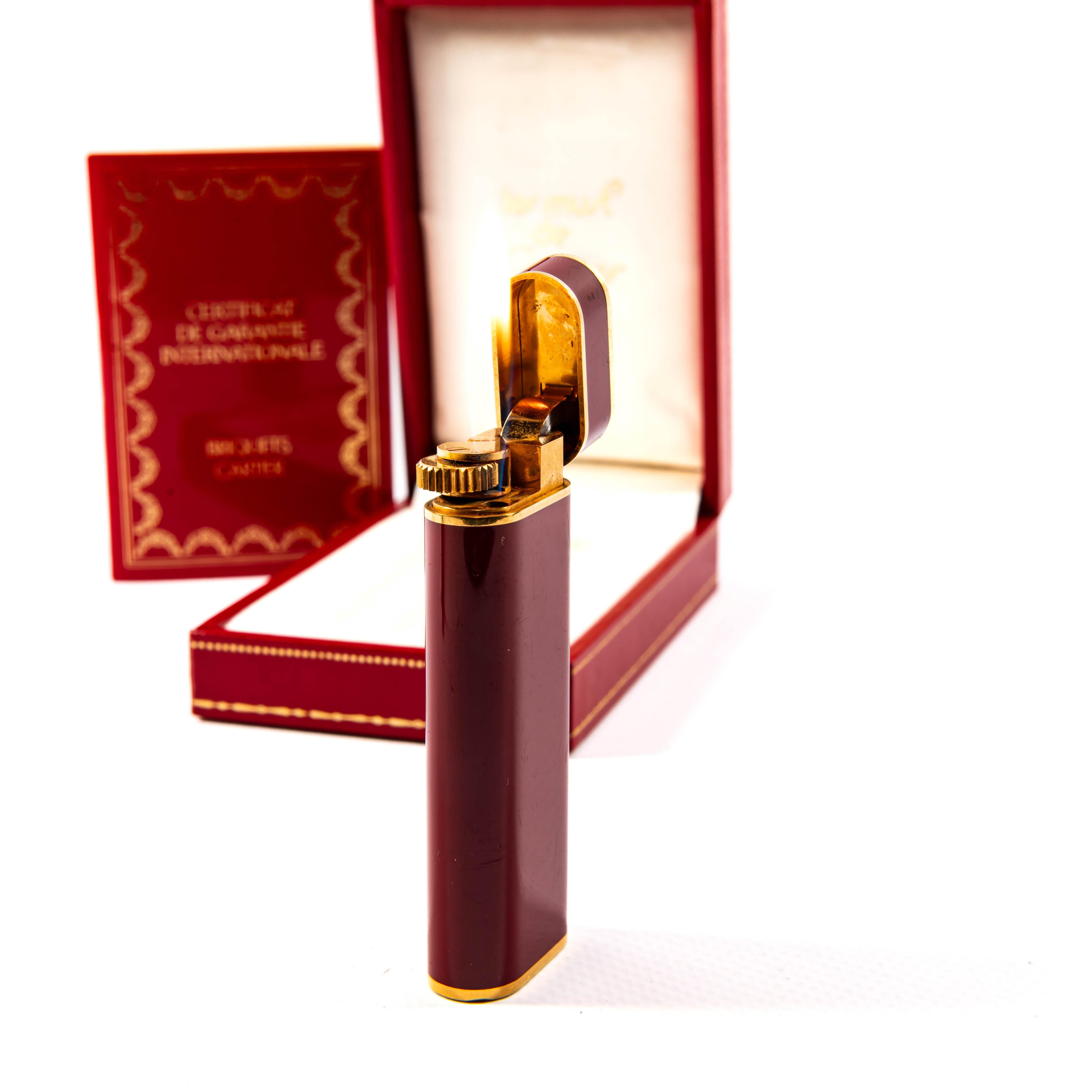 Vintage Lacquered CARTIER Les Must Lighter Bordeaux Lacquered in Box 1970s 4
