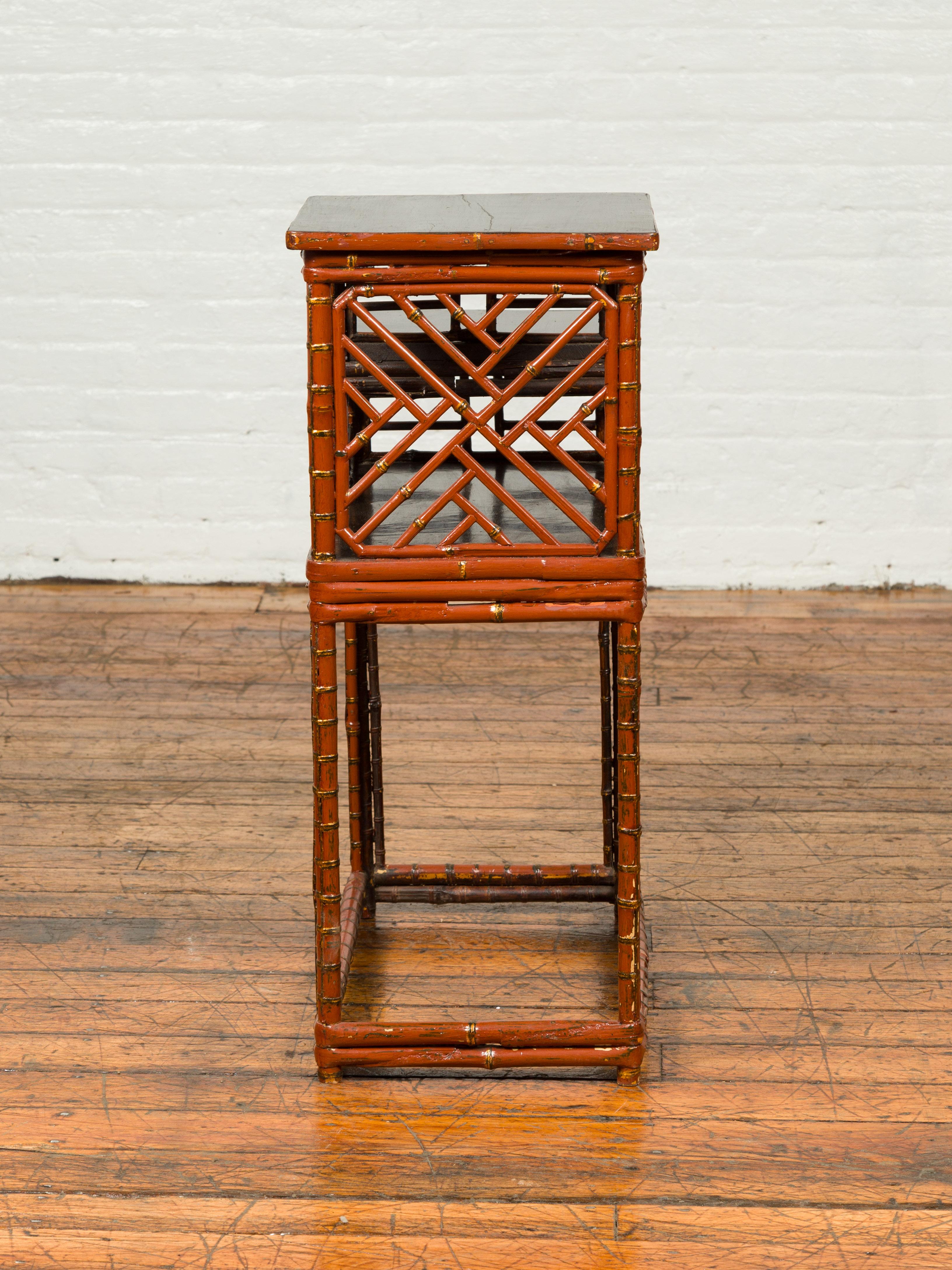 Vintage Lacquered Chinese Tiered Bamboo Lamp Table with Geometric Motifs For Sale 9