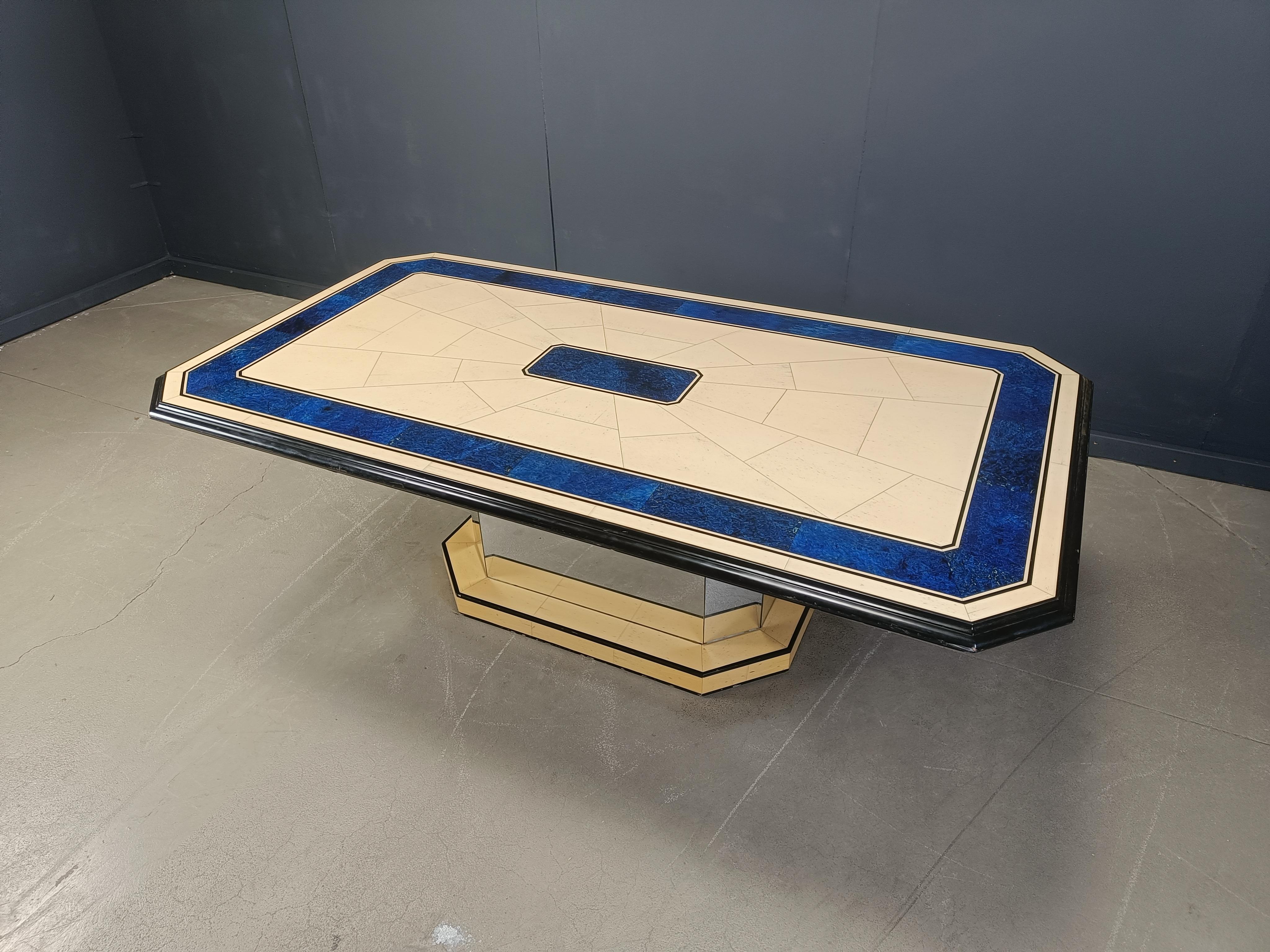 Table de salle à manger laquée vintage, années 1970 en vente 1