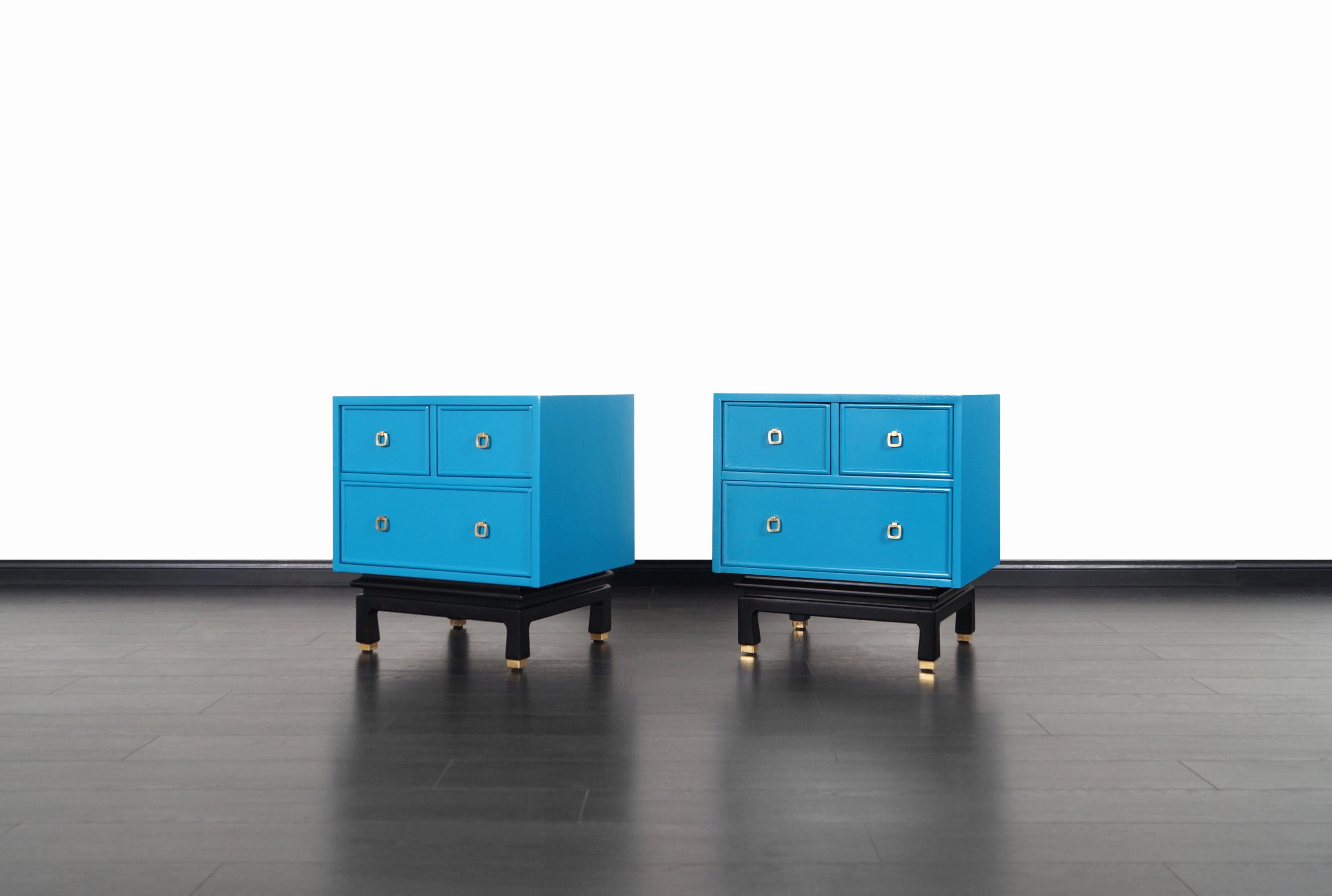 Mid-Century Modern Vintage Lacquered Nightstands by American of Martinsville For Sale