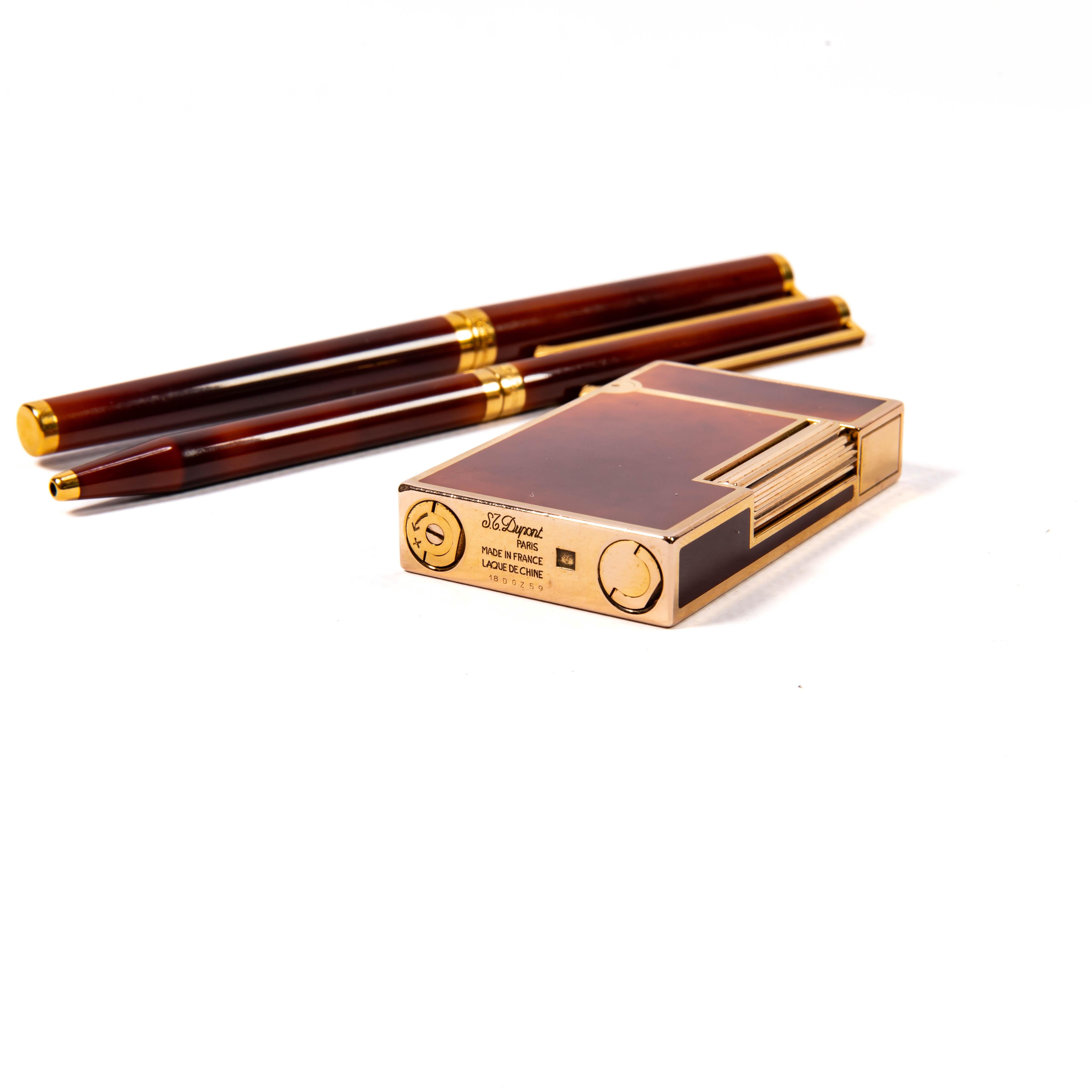 Vintage Lacquered S.T. DUPONT Ligne 2 Regular Lighter Set with Matching Pens 90s For Sale 6