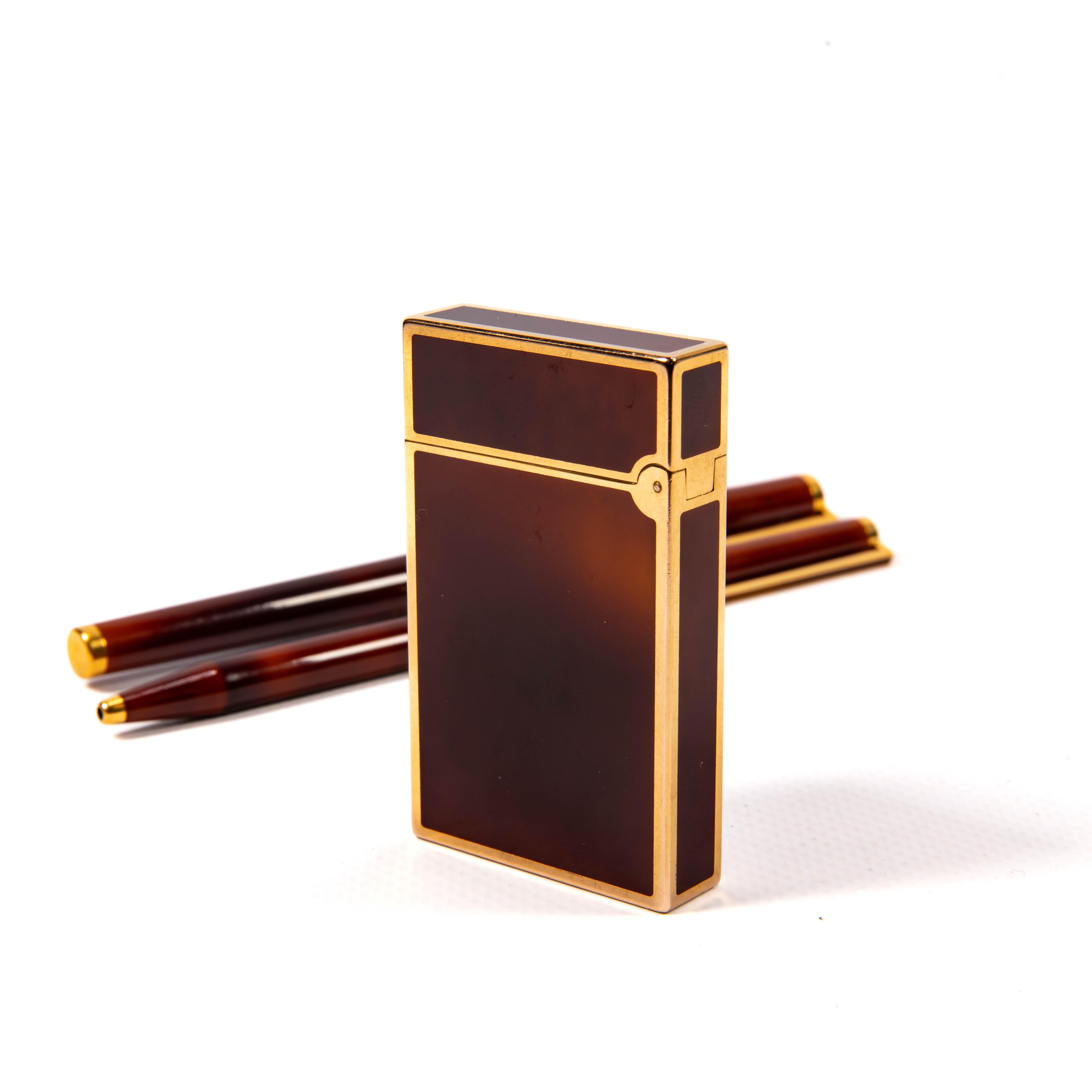 Vintage Lacquered S.T. DUPONT Ligne 2 Regular Lighter Set with Matching Pens 90s For Sale 2