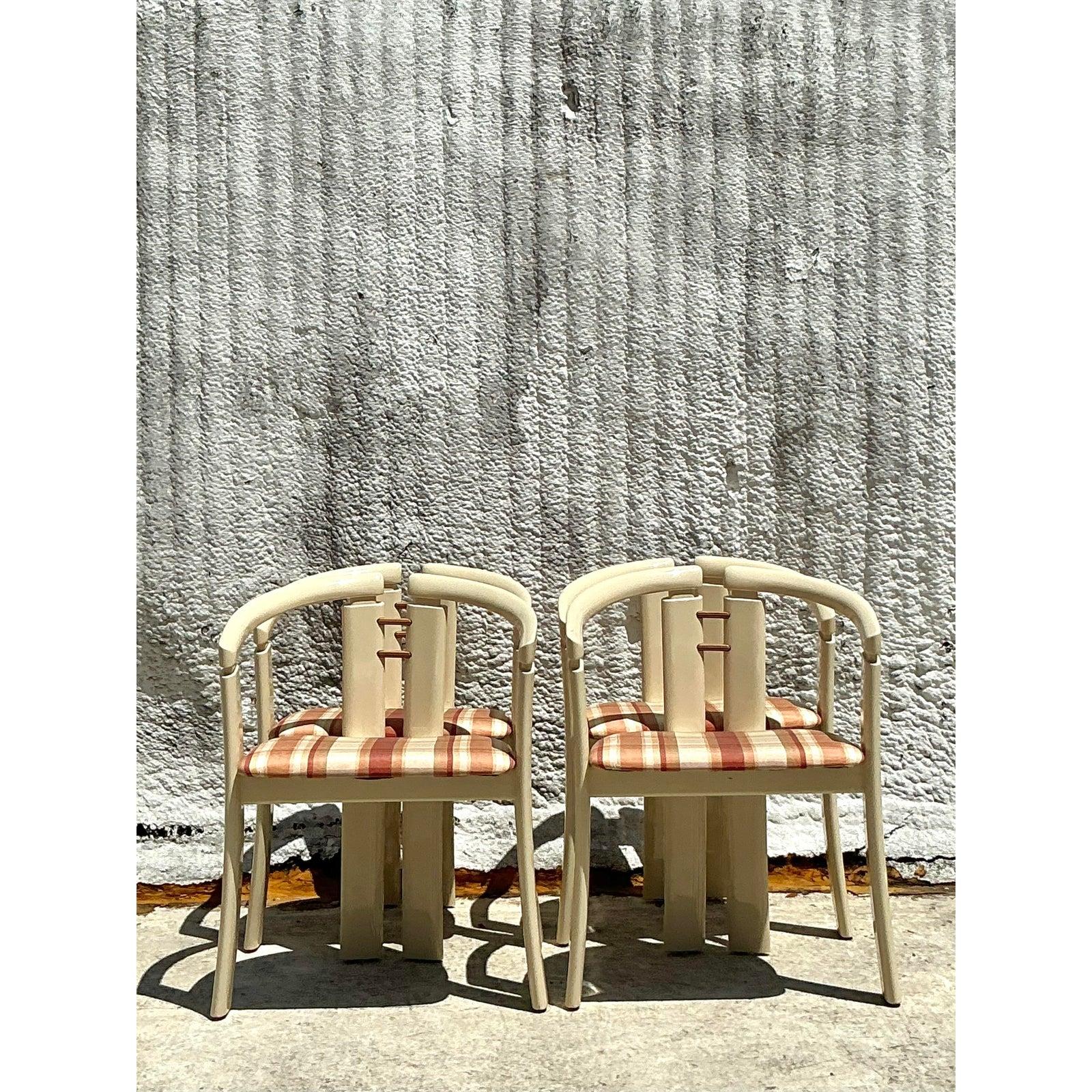 Sedie a Vasca Laccate Vintage - Set di 4 in vendita 4