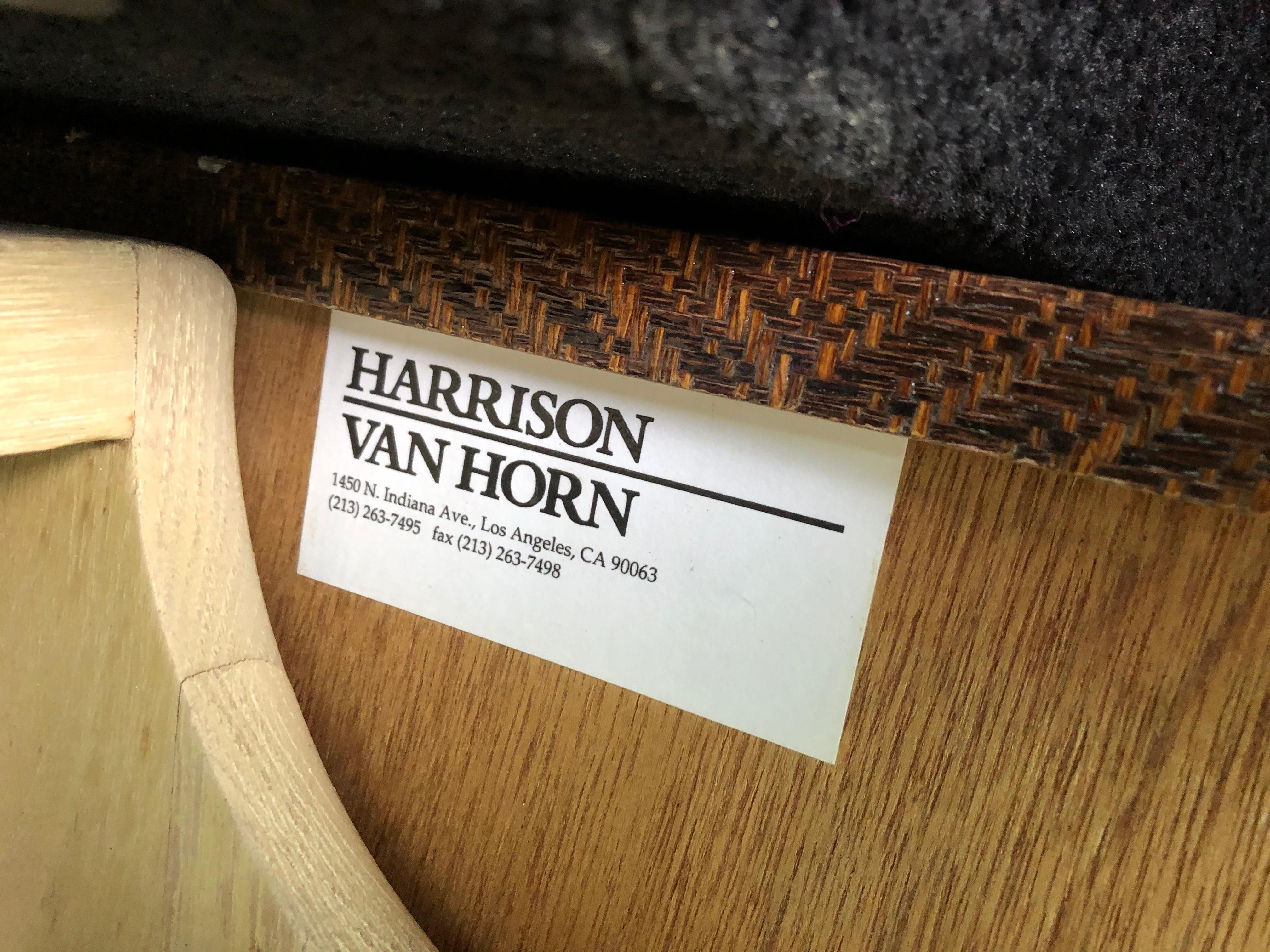 Raphia Table console vintage en raphia tissé et laqué de Harrison Van Horn, Los Angeles en vente