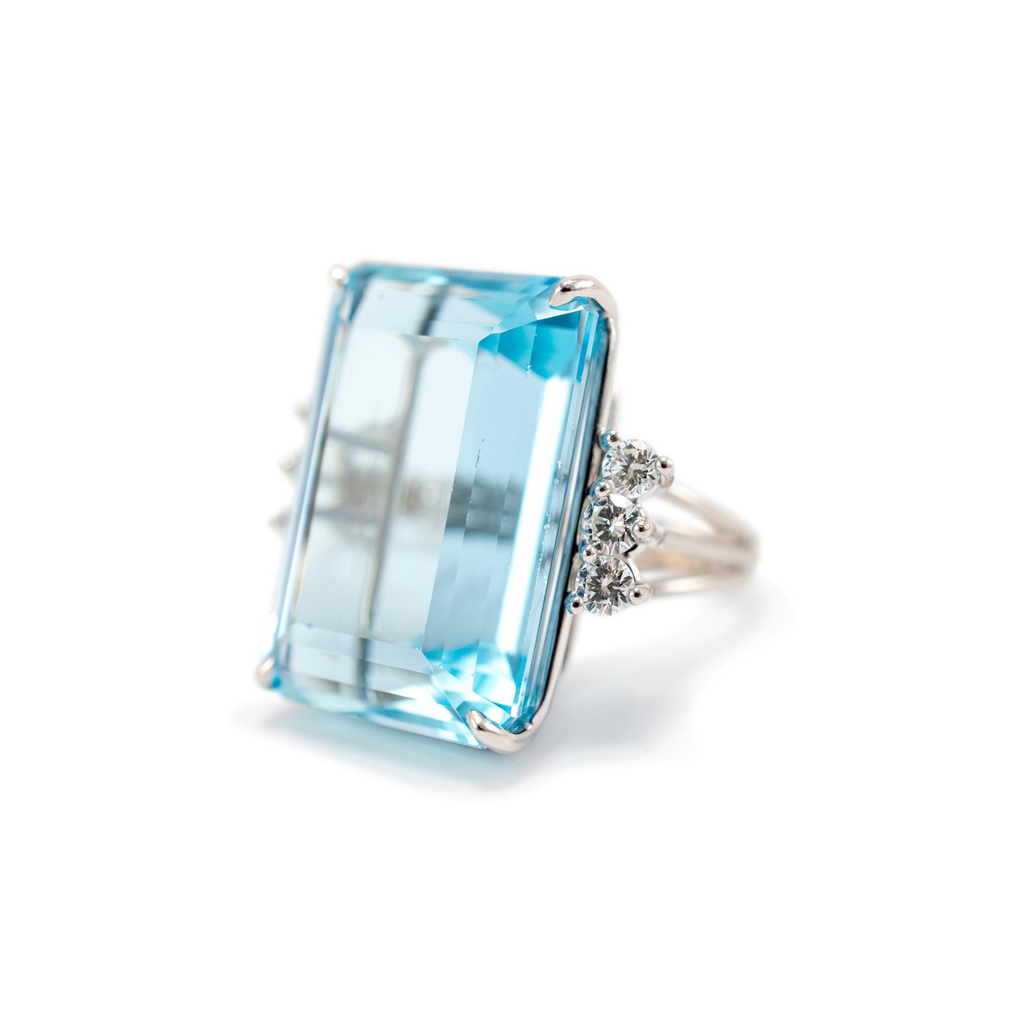 Emerald Cut Vintage Ladies 18K White Gold 41.38ct Aquamarine Six Diamond Cocktail Ring For Sale