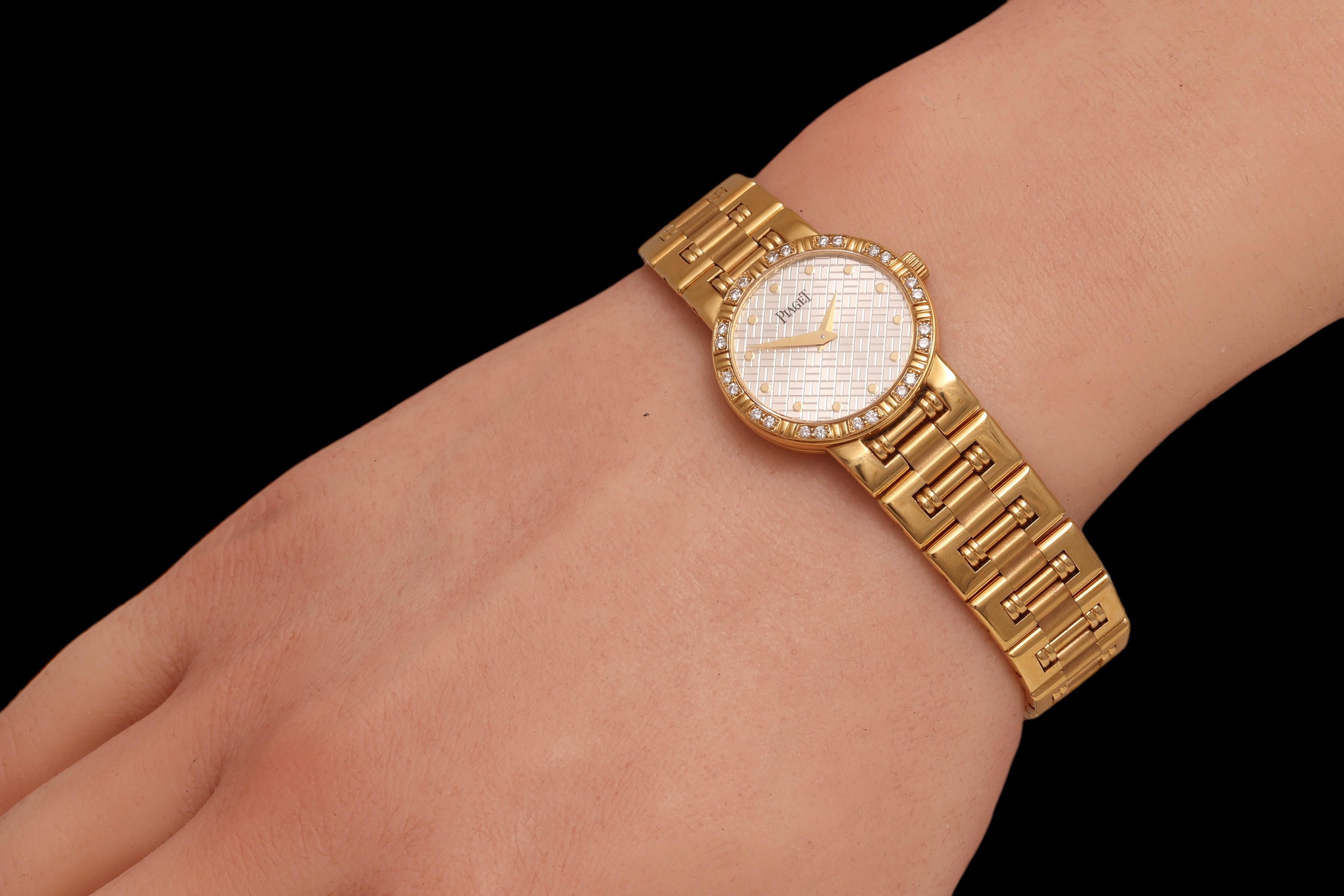 Vintage Ladies 18kt Gold Piaget Dancer Diamonds Wrist Watch, Quartz , Diam 23 mm For Sale 2
