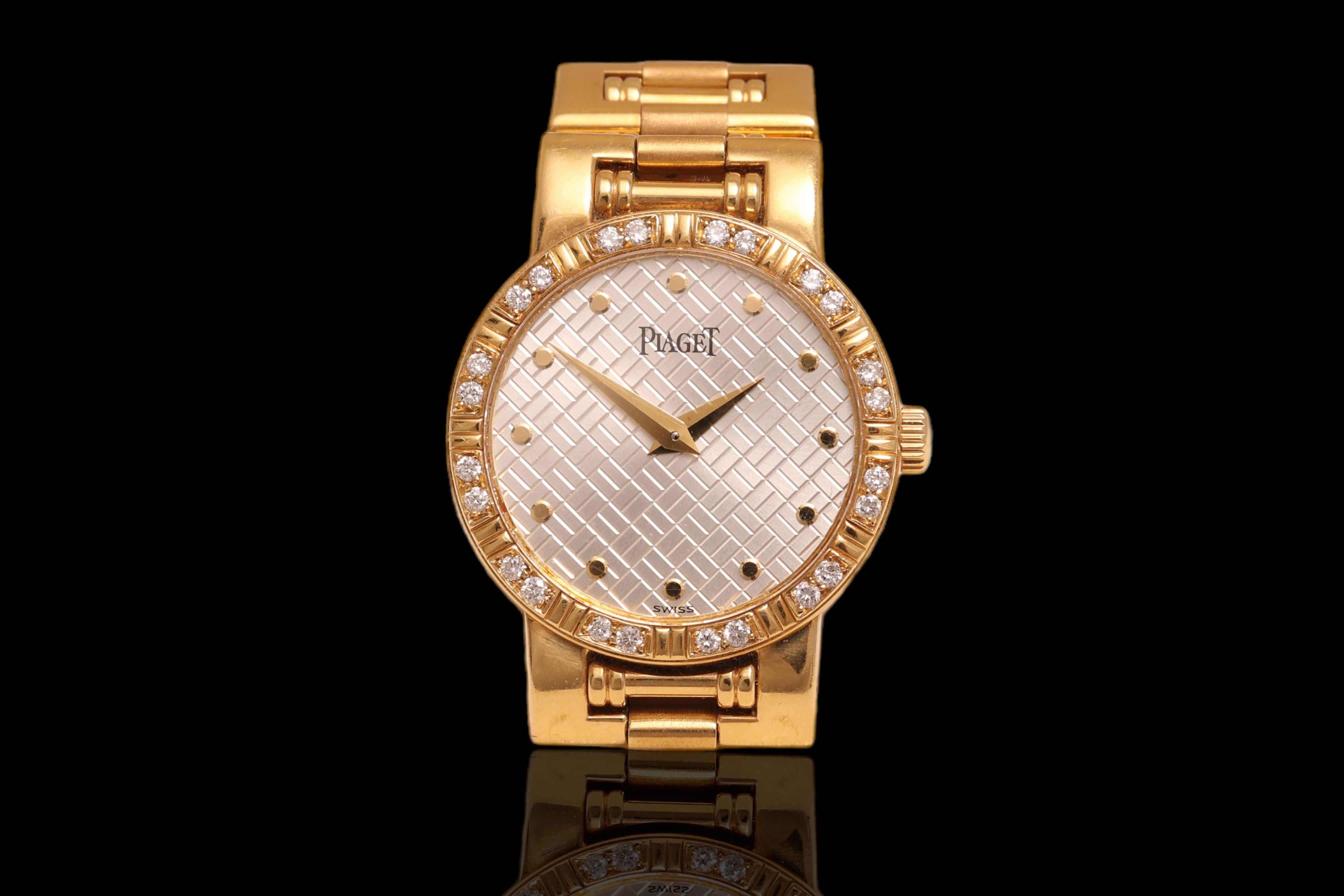 Brilliant Cut Vintage Ladies 18kt Gold Piaget Dancer Diamonds Wrist Watch, Quartz , Diam 23 mm For Sale