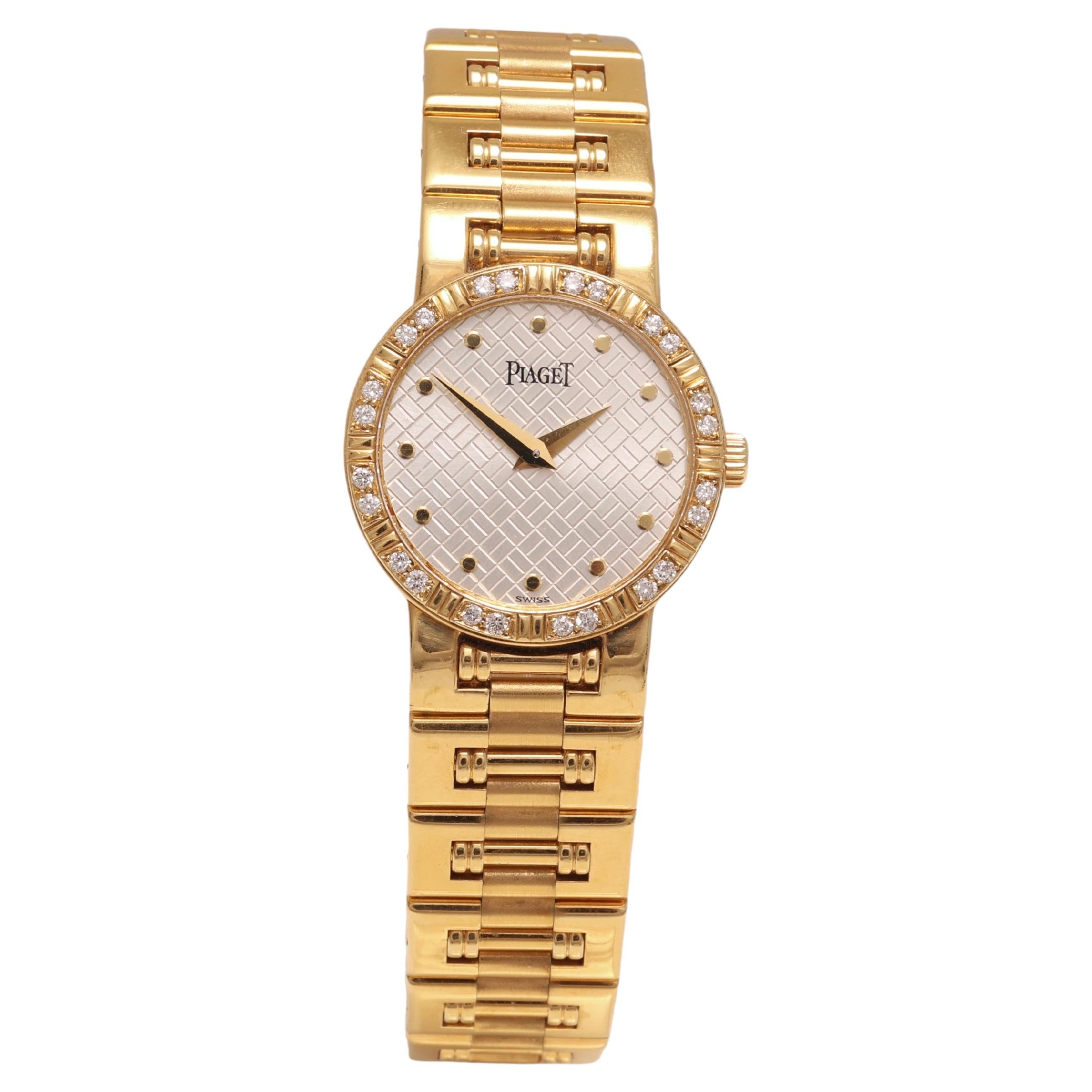 Vintage Ladies 18kt Gold Piaget Dancer Diamonds Wrist Watch, Quartz , Diam 23 mm For Sale