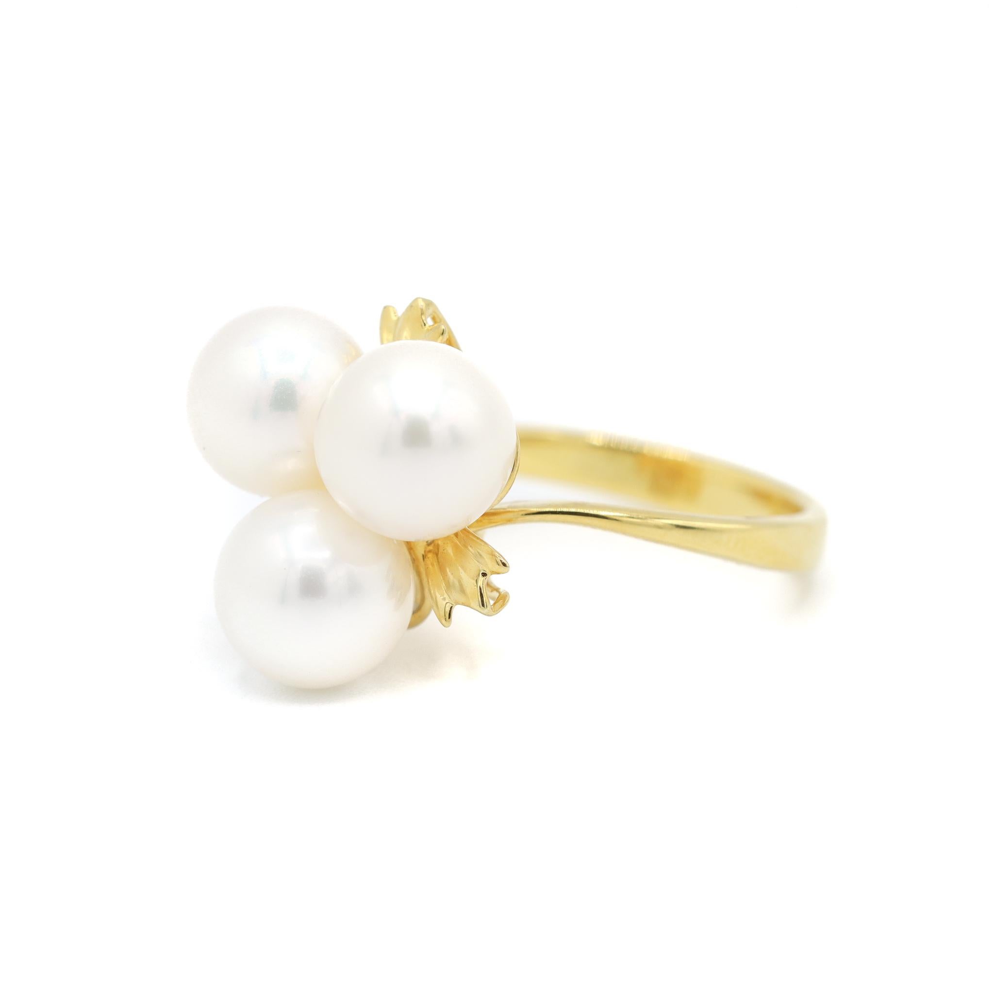 Anello vintage da donna con perle da cocktail in oro giallo 18 carati 1