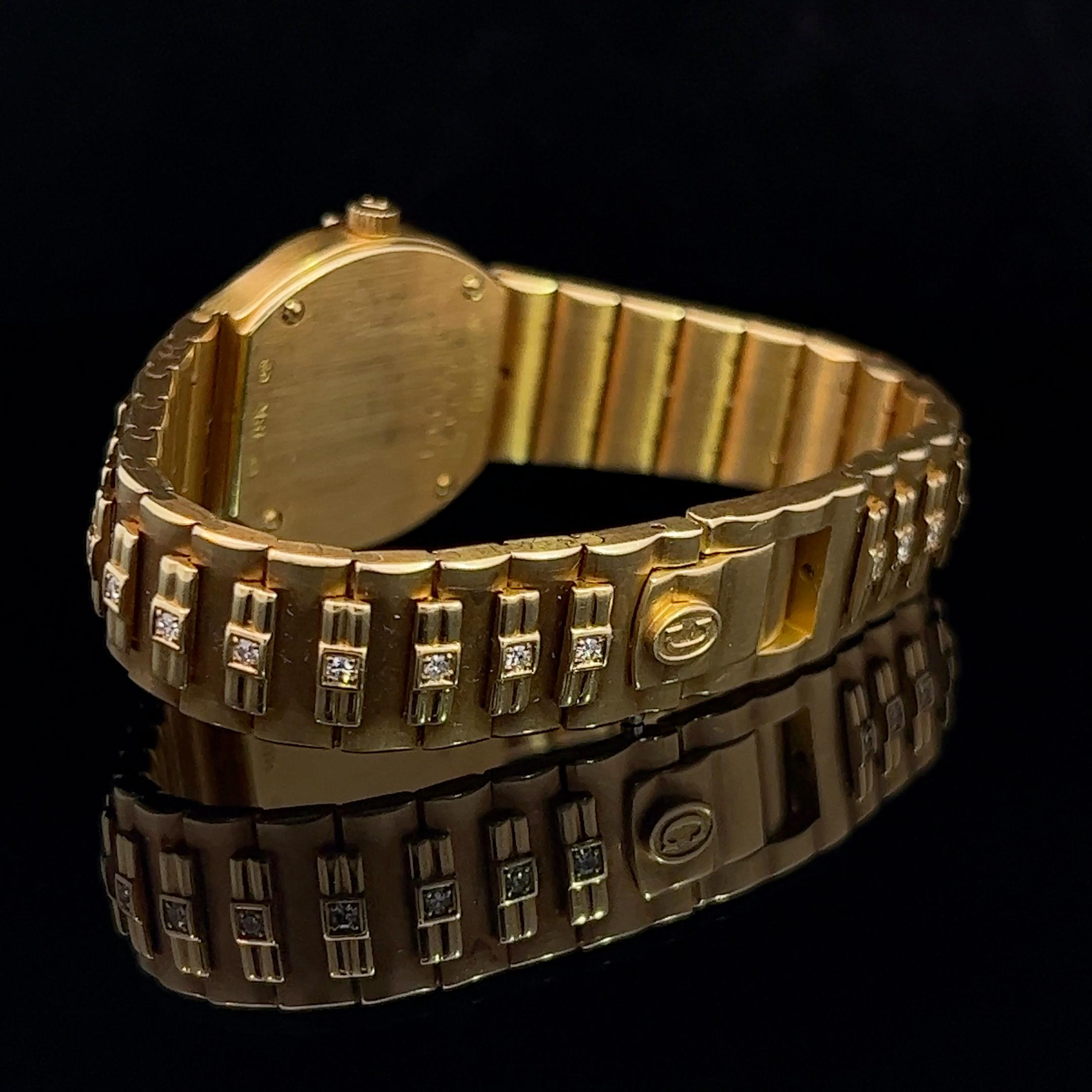 Vintage Ladies Corcord 18k Yellow Gold & Diamond Set Watch Circa 1980s For Sale 2