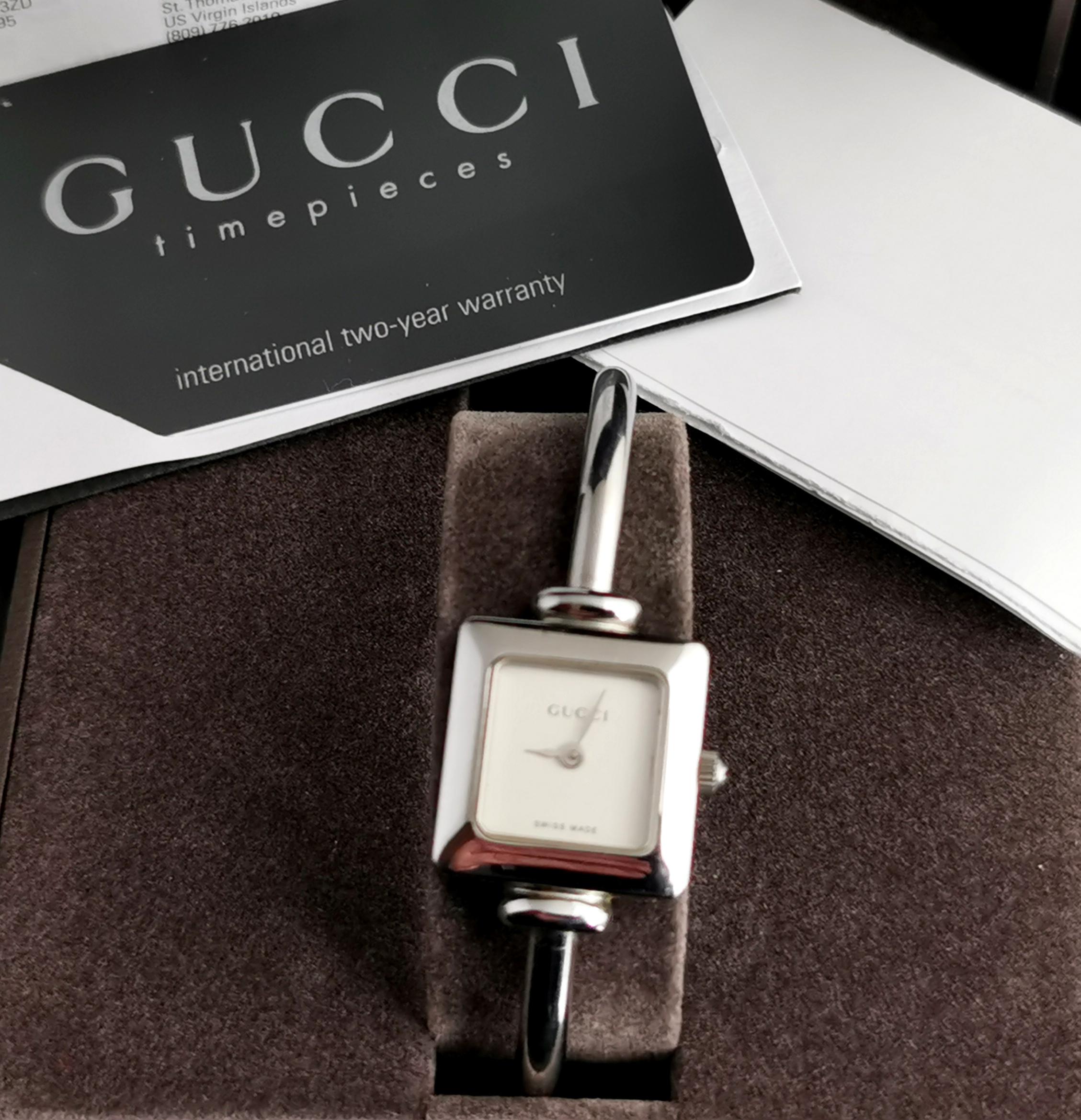 Vintage Ladies Gucci Wristwatch, Boxed, 1900 L, Stainless Steel 2